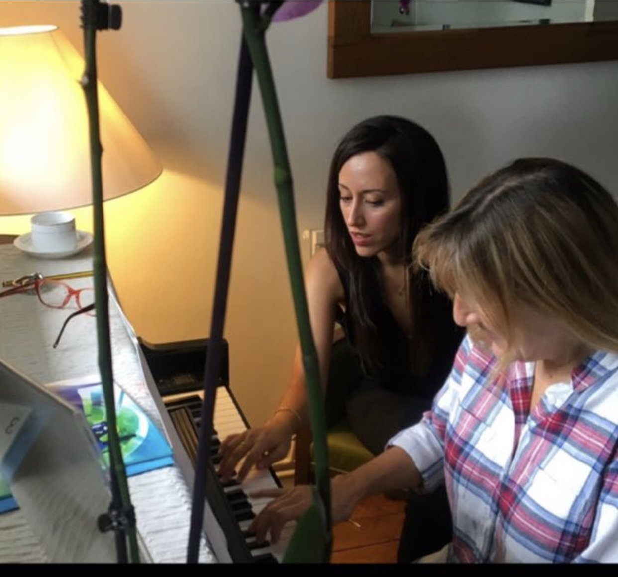 Cristina: Online Piano Teacher