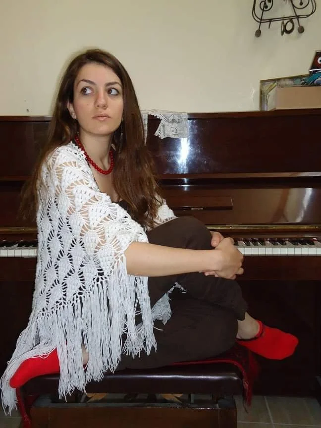 Lara : Online Piano Teacher