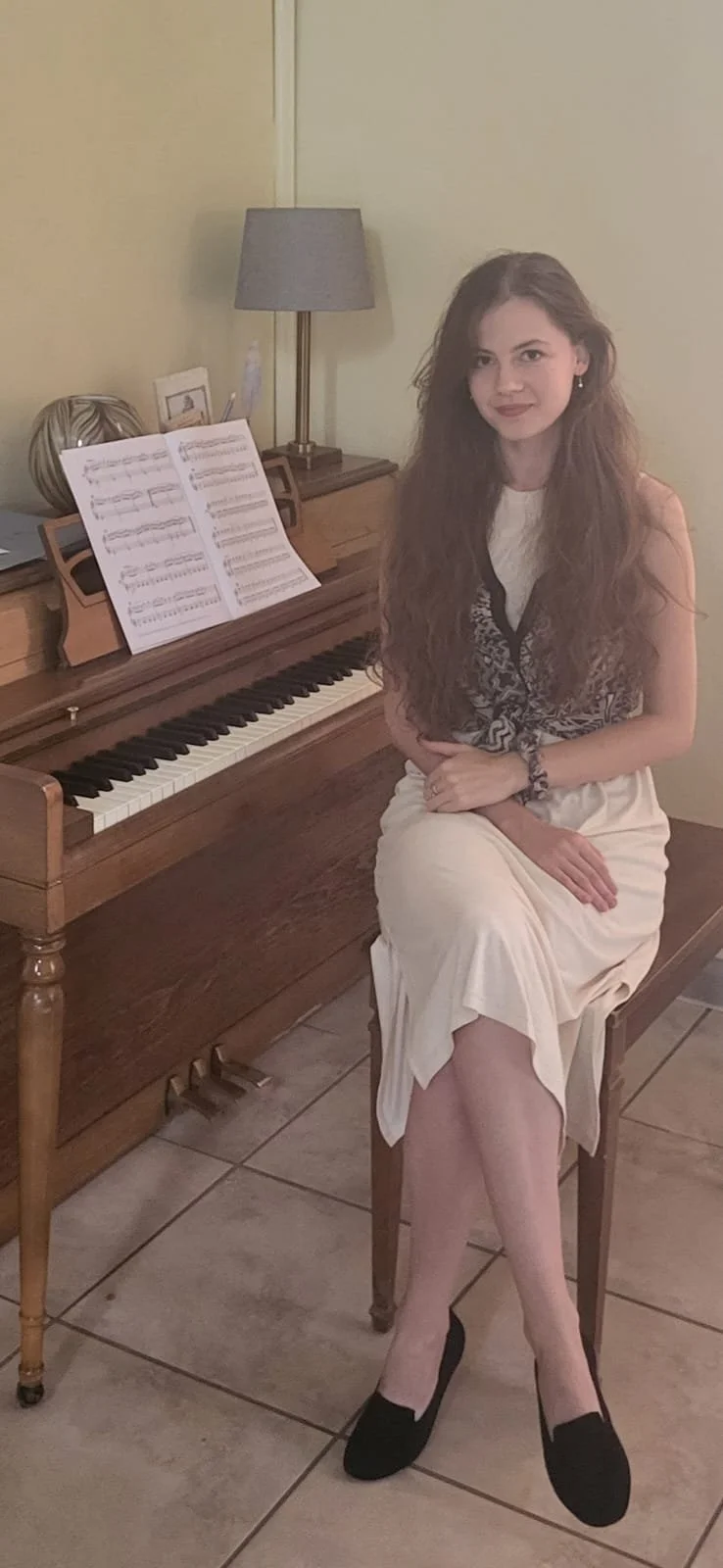 Rodica: Online Piano Teacher