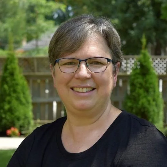 Suzanne: Online Piano Teacher