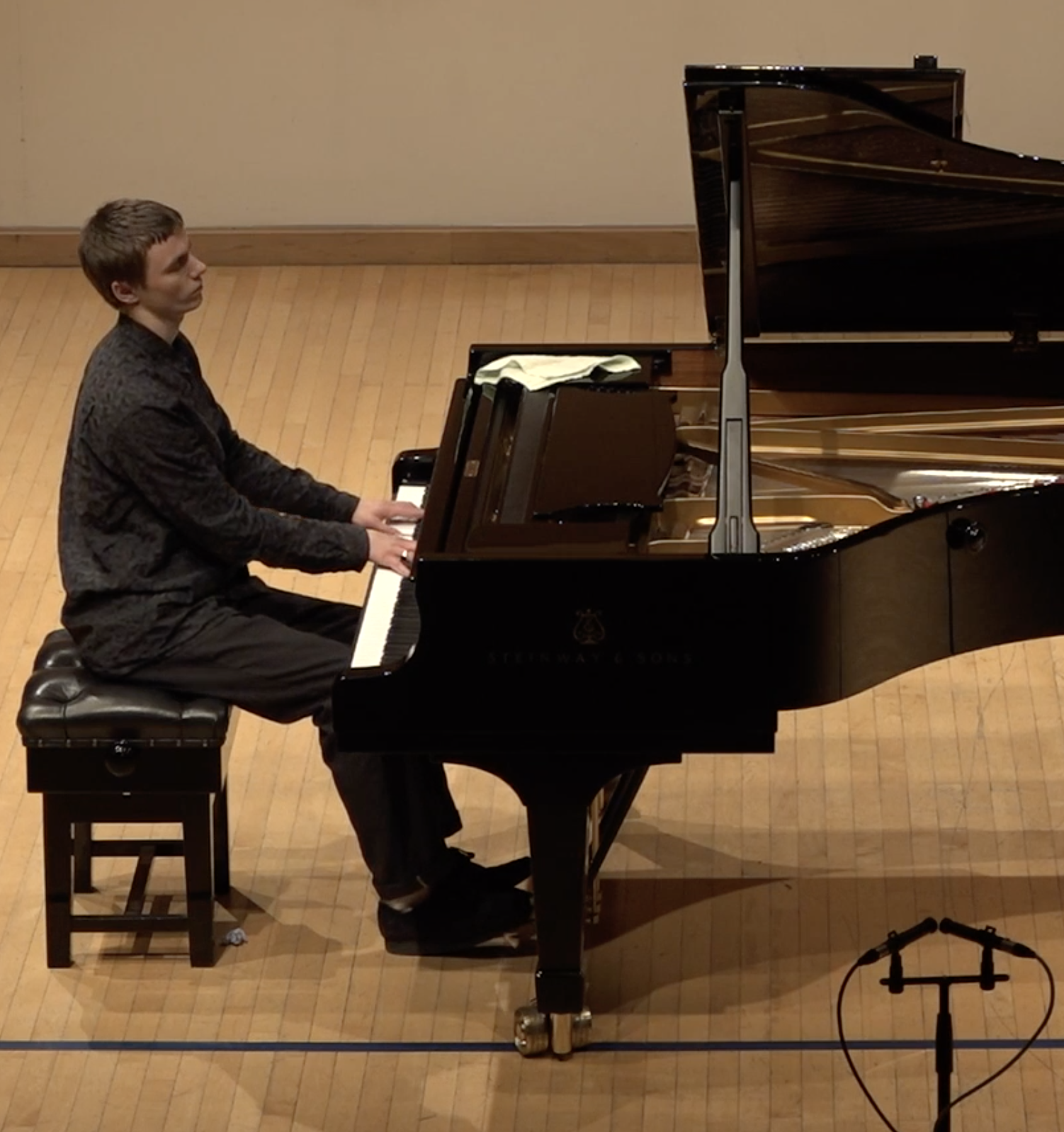 Oscar: Online Piano Teacher