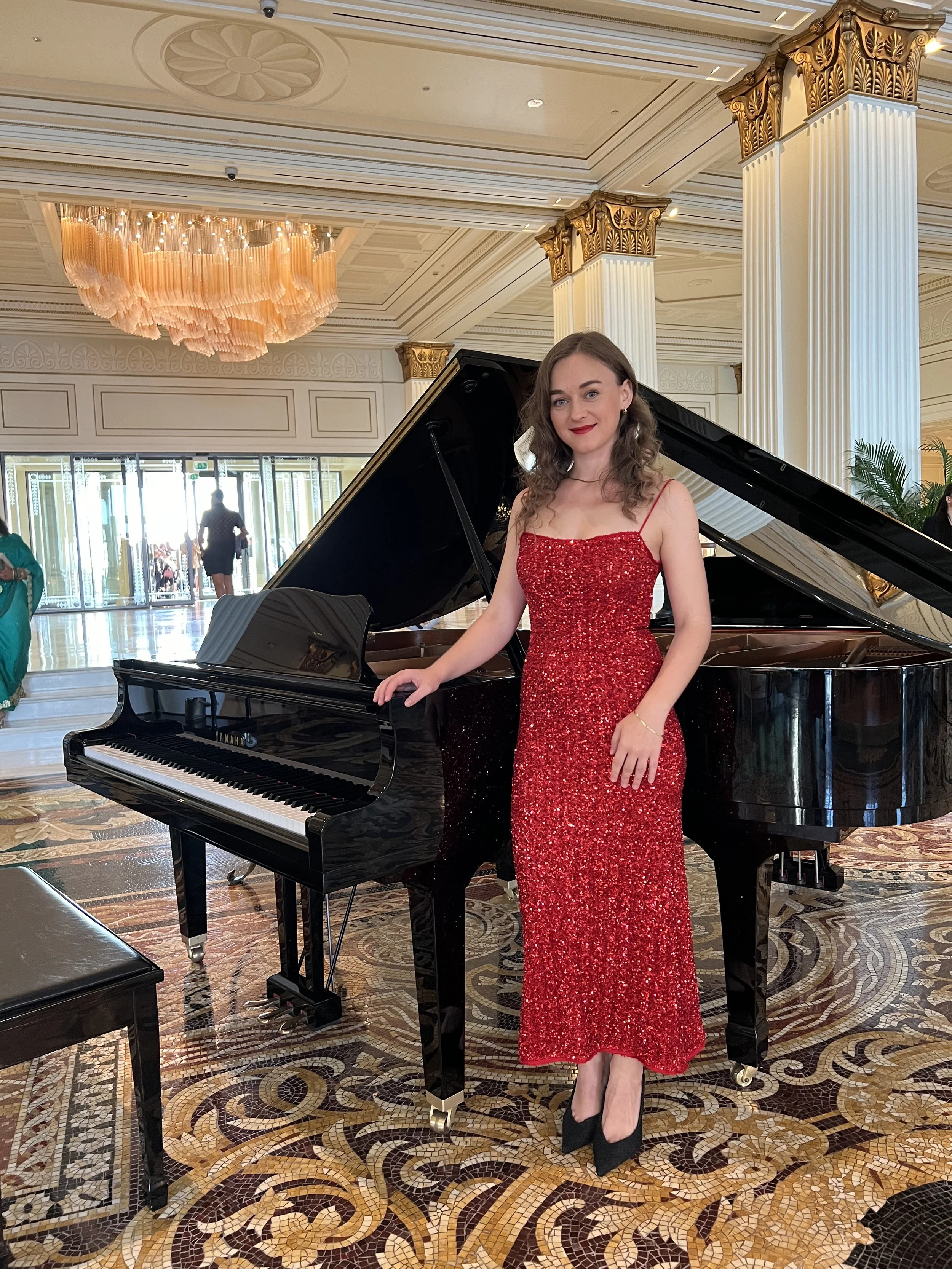 Oksana: Online Piano Teacher