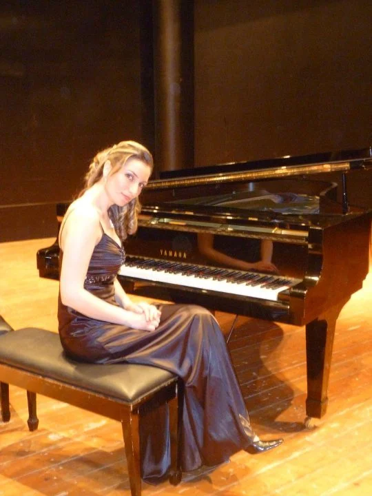 Annie: Online Piano Teacher