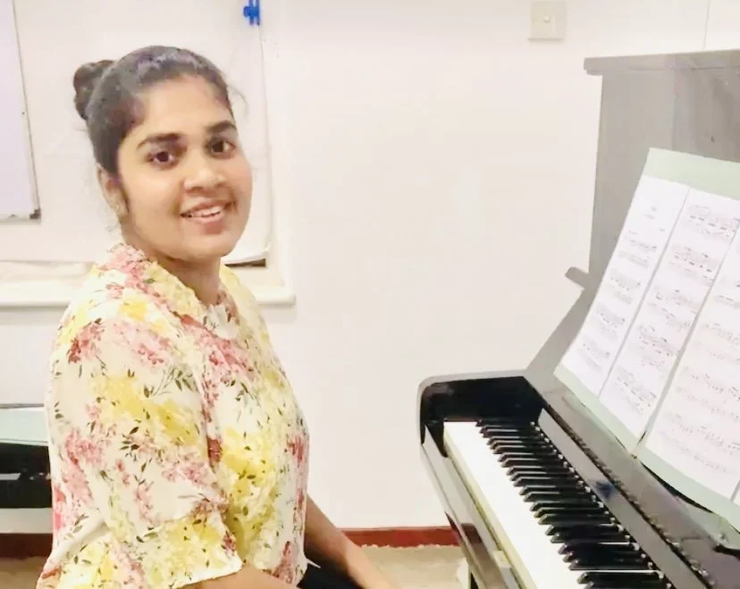 Bawani: Online Piano Teacher