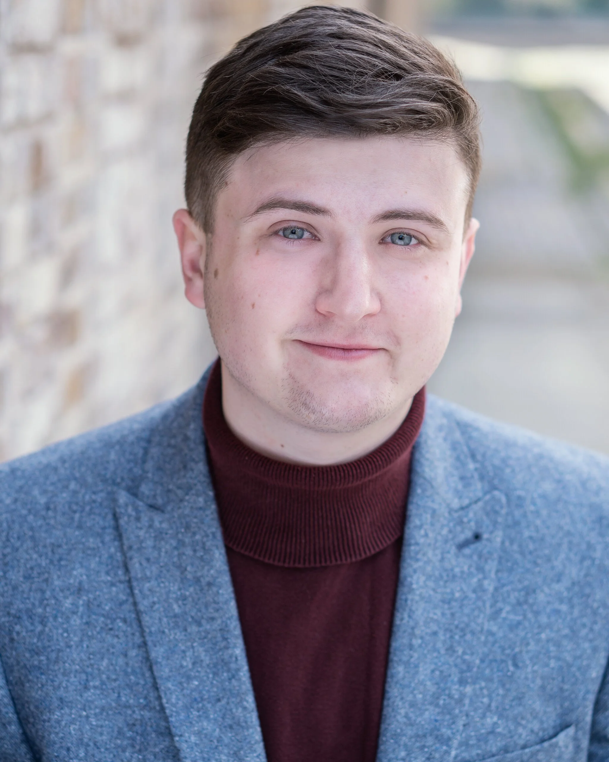 Benjamin: Online Piano Teacher