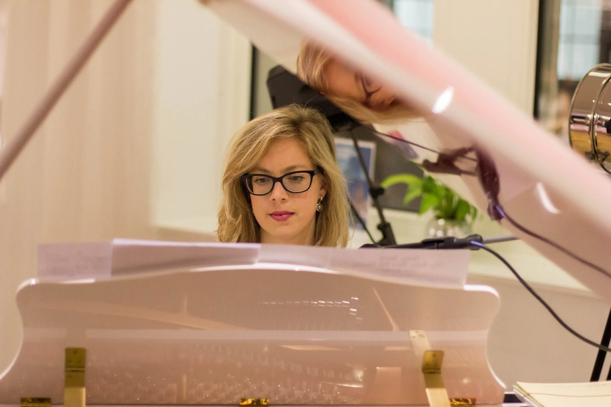 Miroslava: Online Piano Teacher