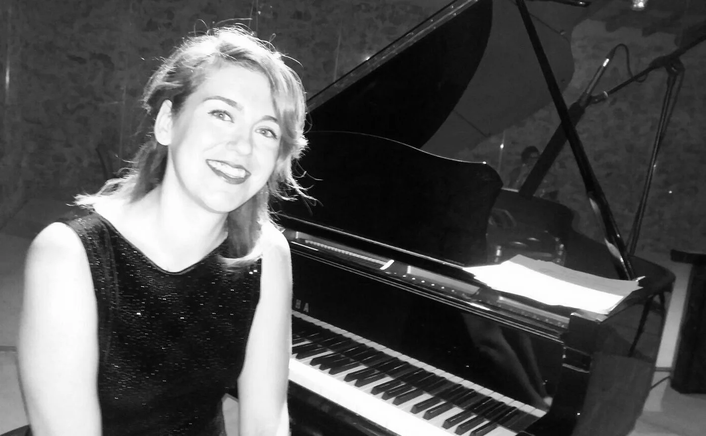 María: Online Piano Teacher