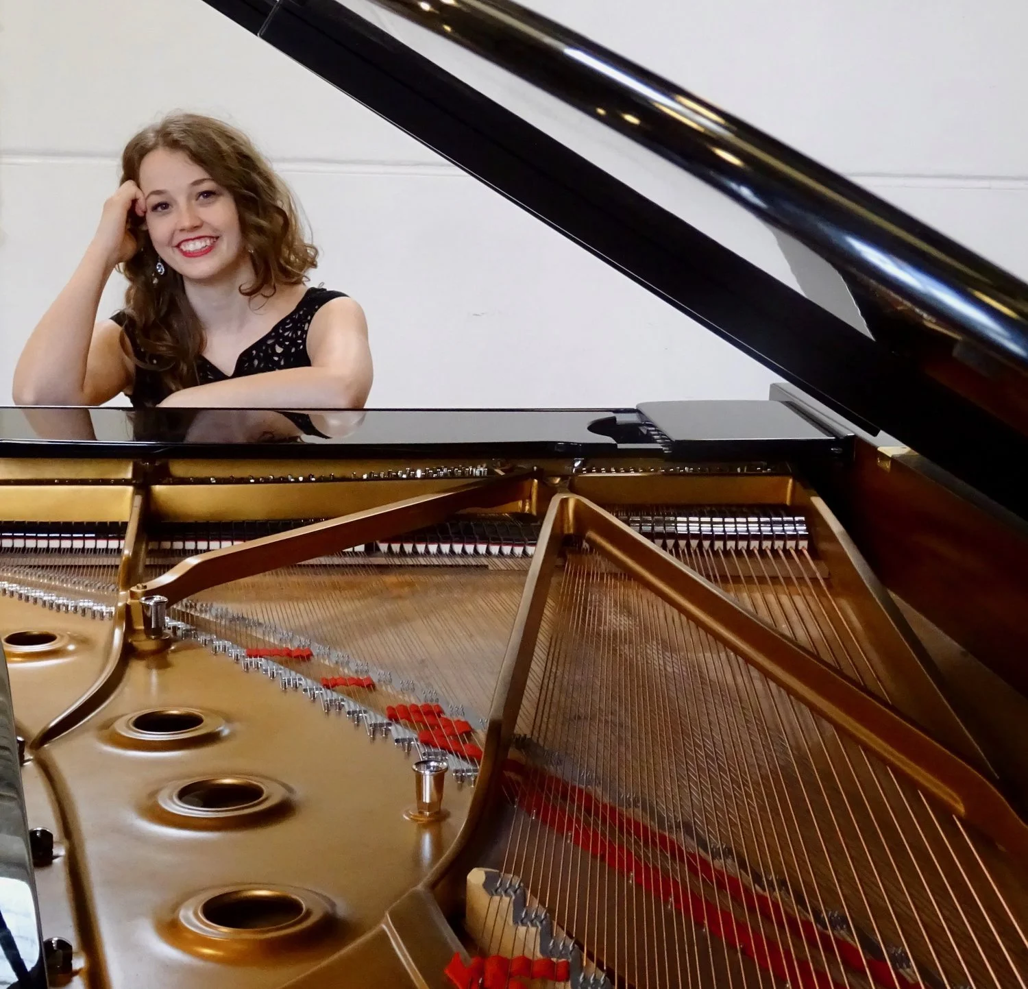 Haley: Online Piano Teacher