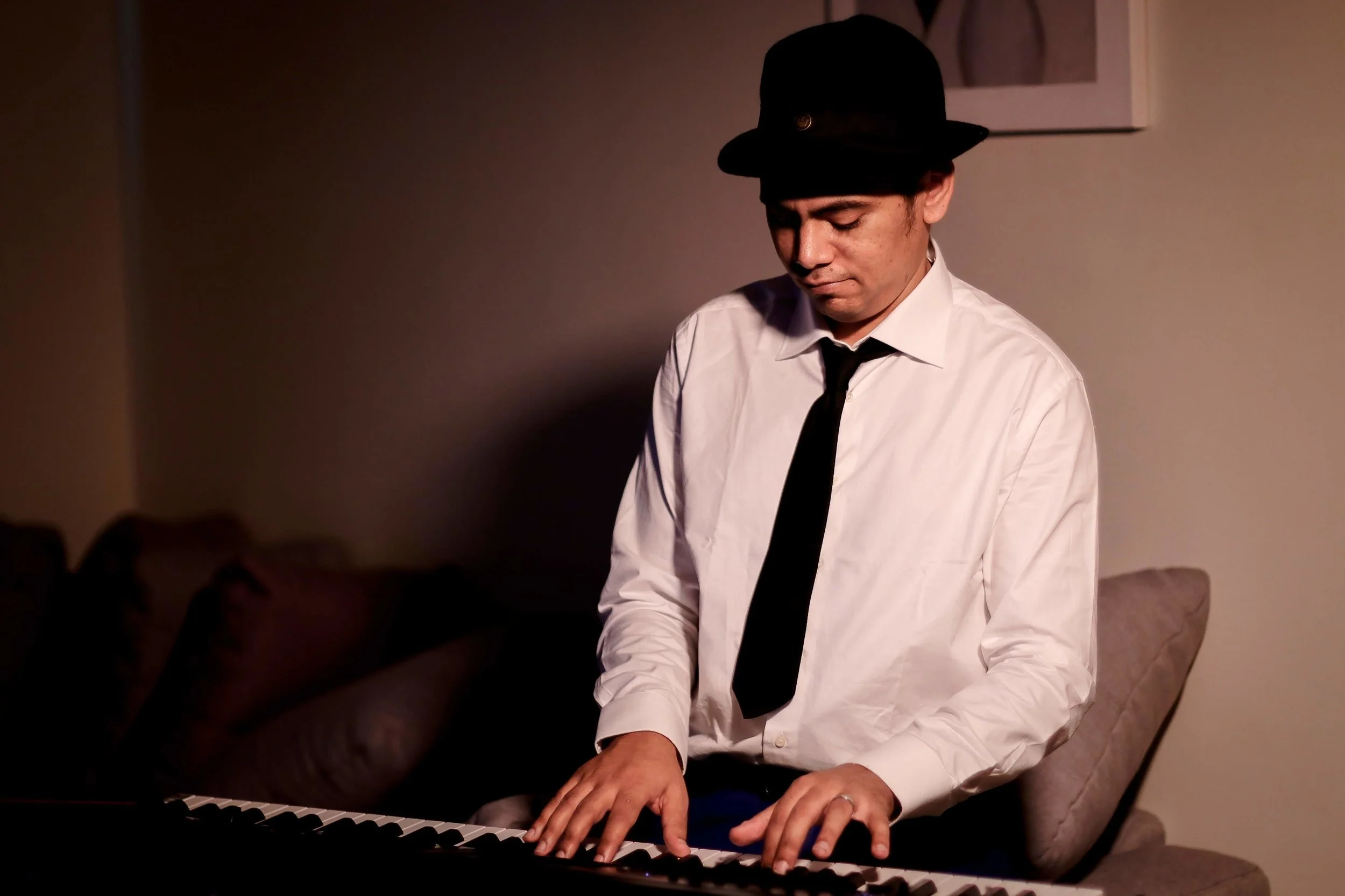 Lester: Online Piano Teacher