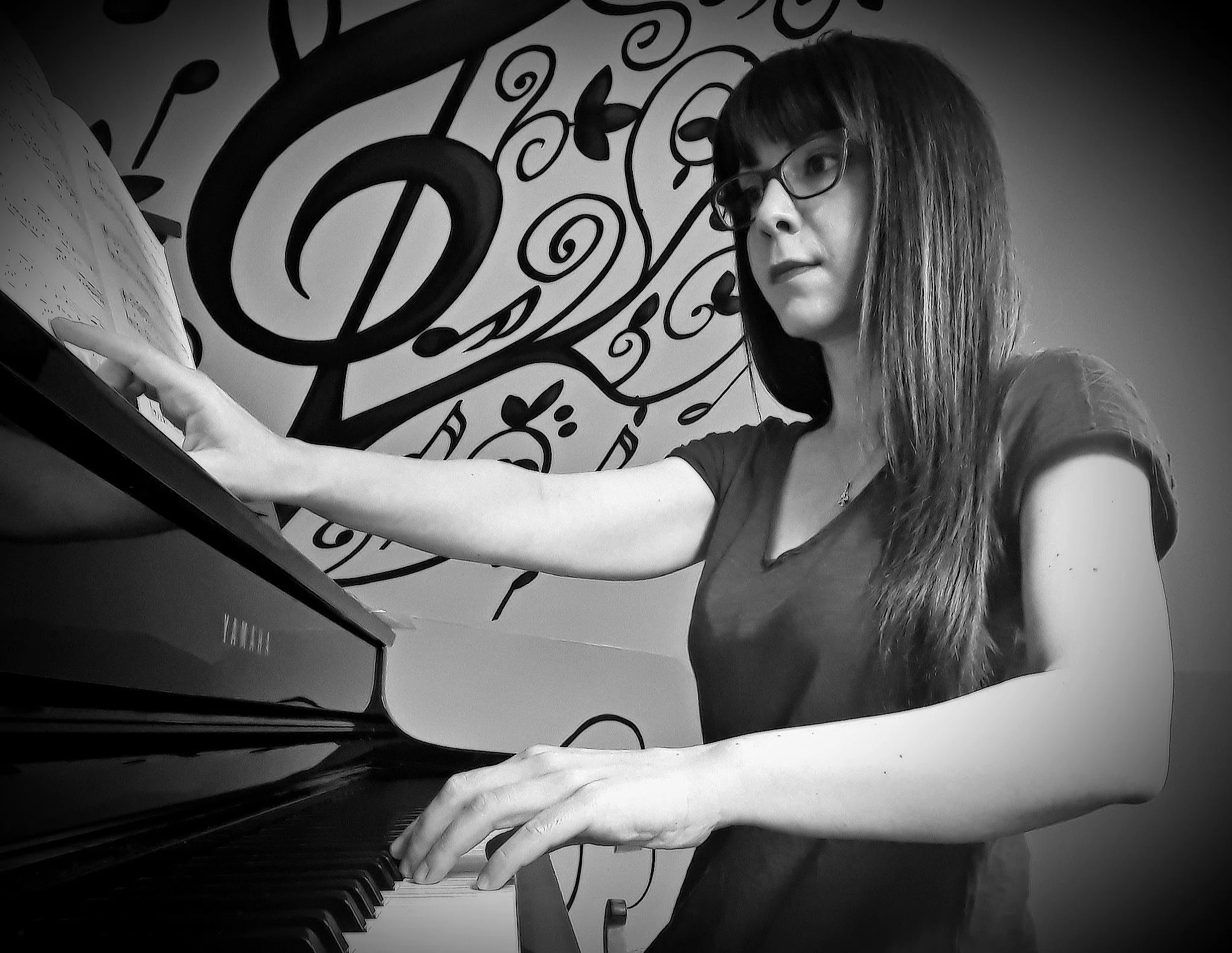 Maria: Online Piano Teacher