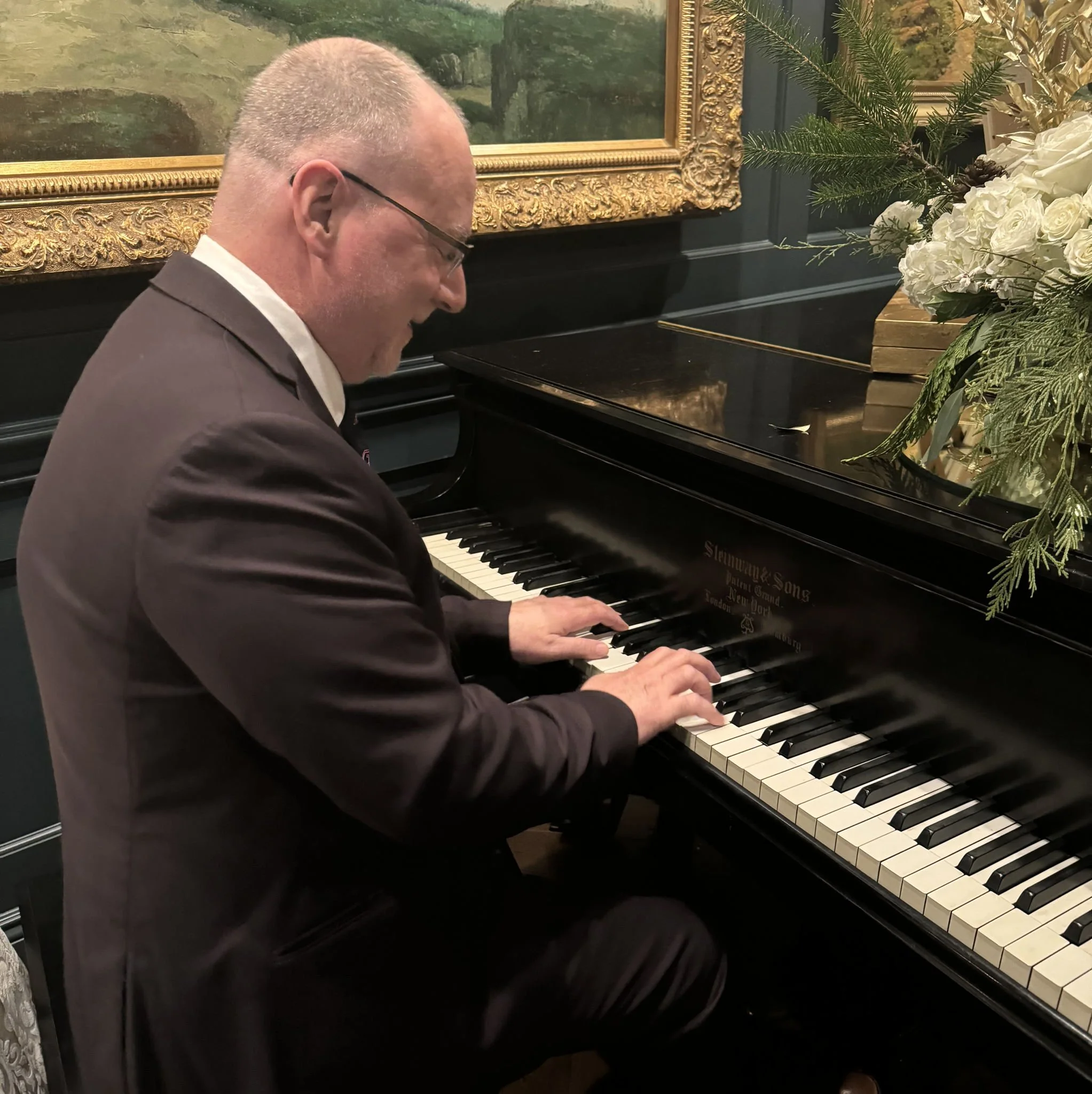 Michael: Online Piano Teacher