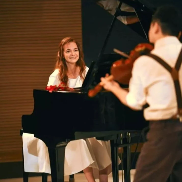 Benedetta: Online Piano Teacher