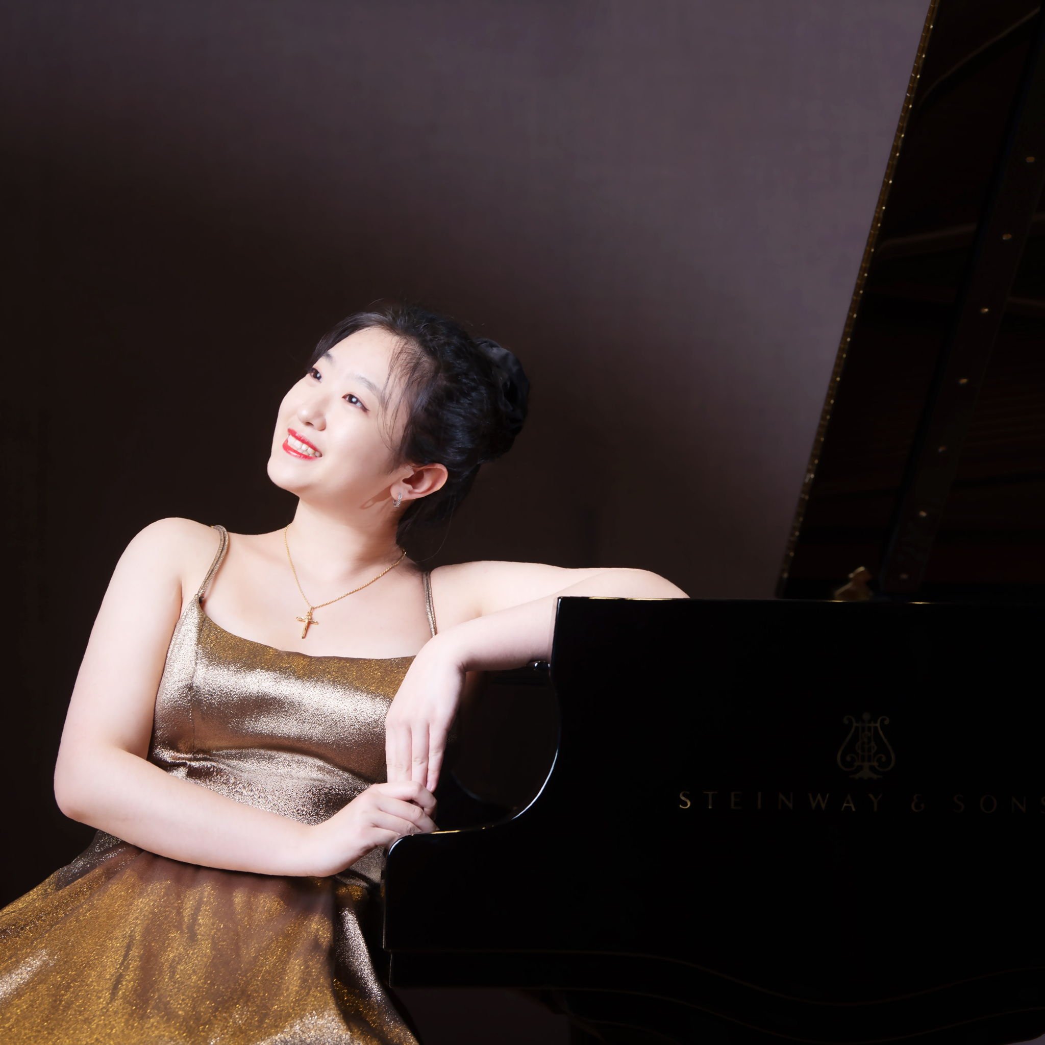 Stephanie: Online Piano Teacher