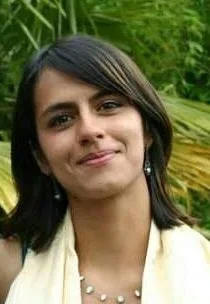 Holly: Online Piano Teacher