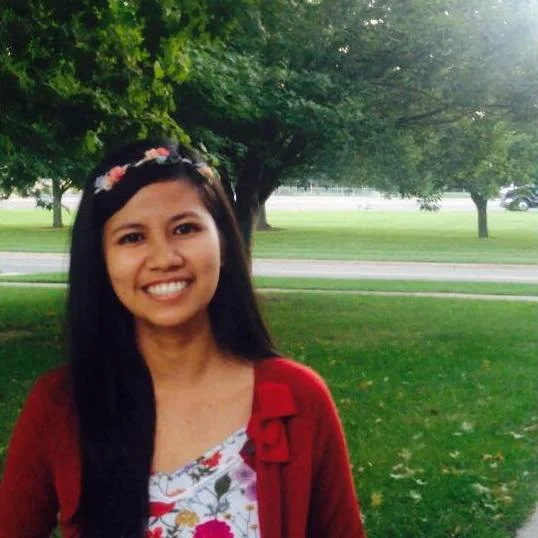 Lady: Online Piano Teacher