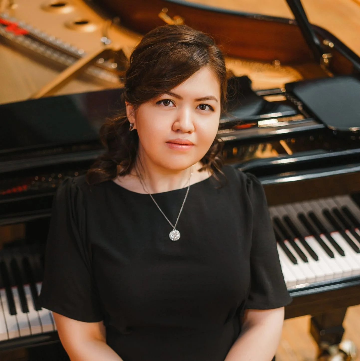 Karina: Online Piano Teacher