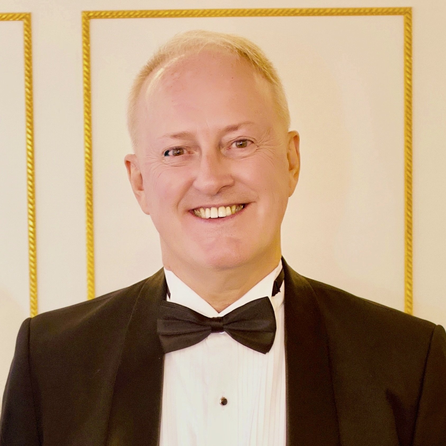 Robert: Online Piano Teacher