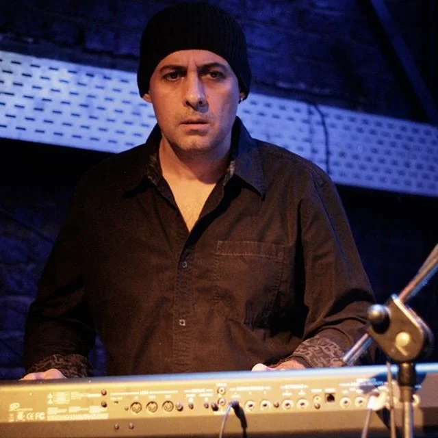 Vangelis: Online Piano Teacher