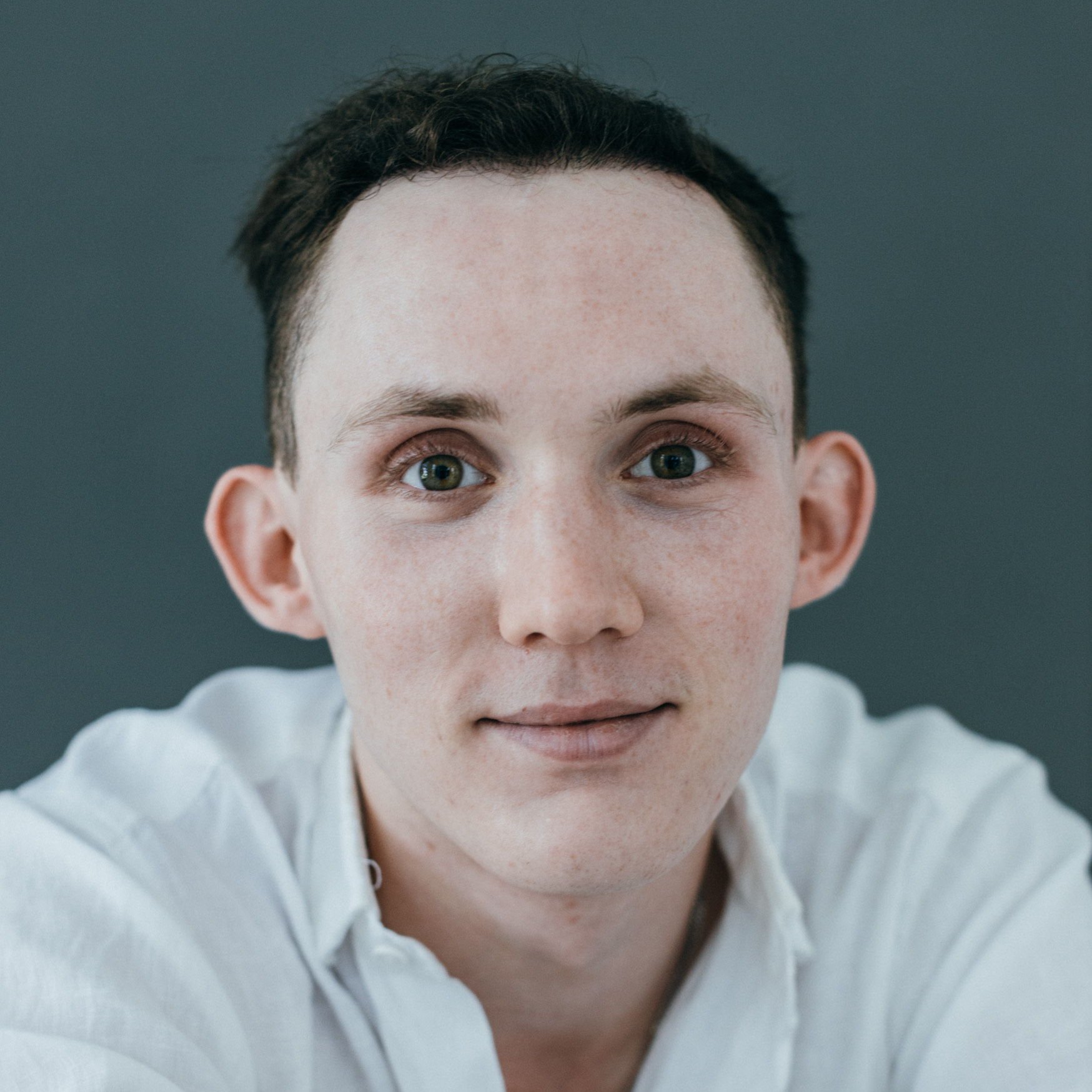 Oleksandr: Online Piano Teacher