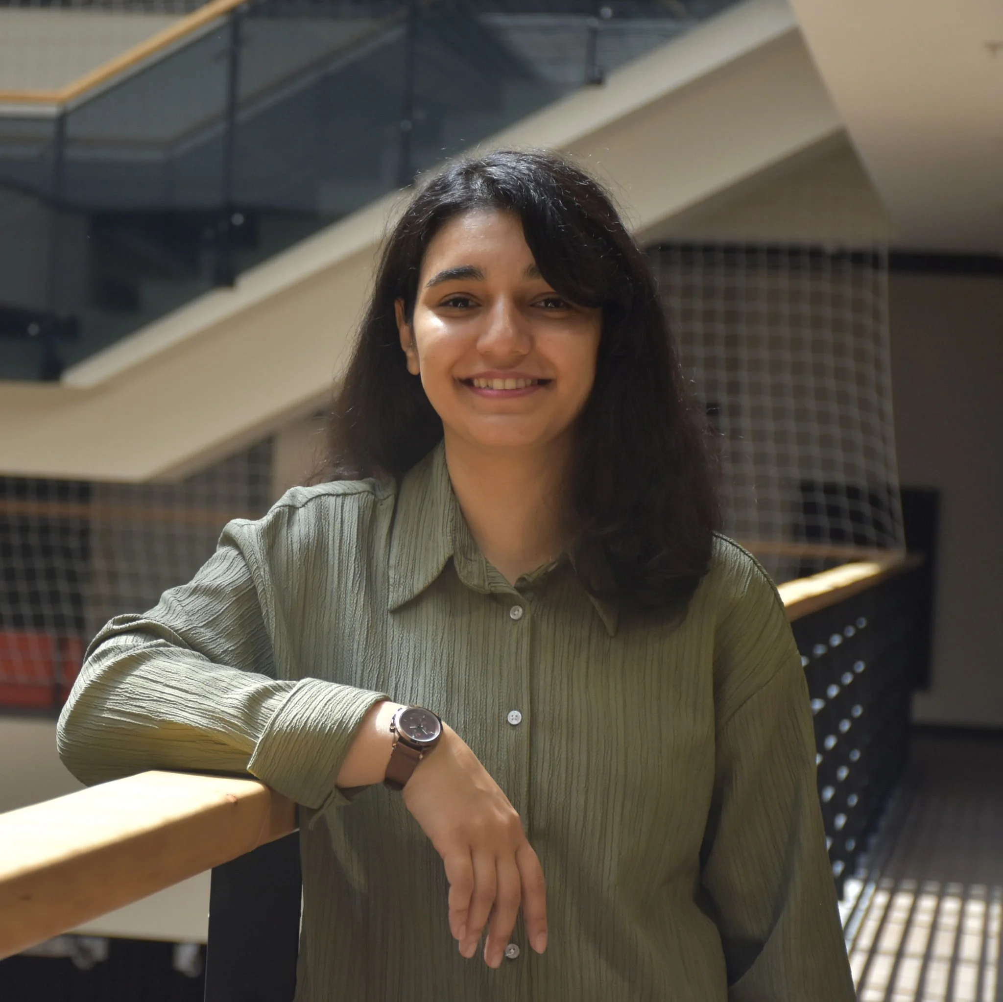 Online Piano Teacher Rojin offers Classical piano lessons