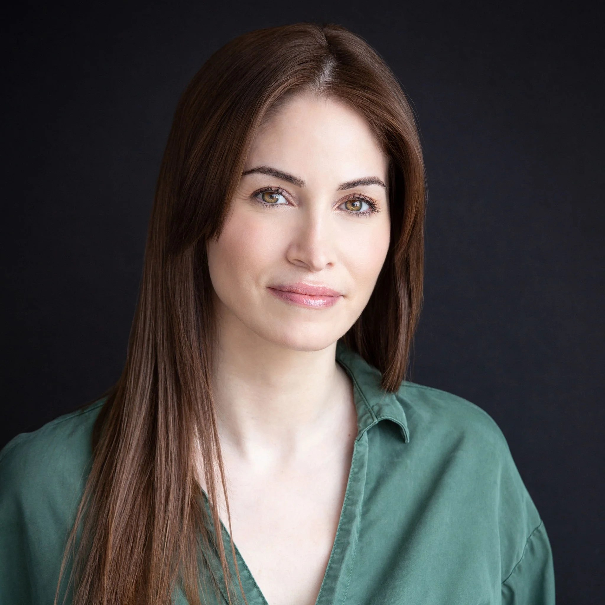 Laura: Online Piano Teacher