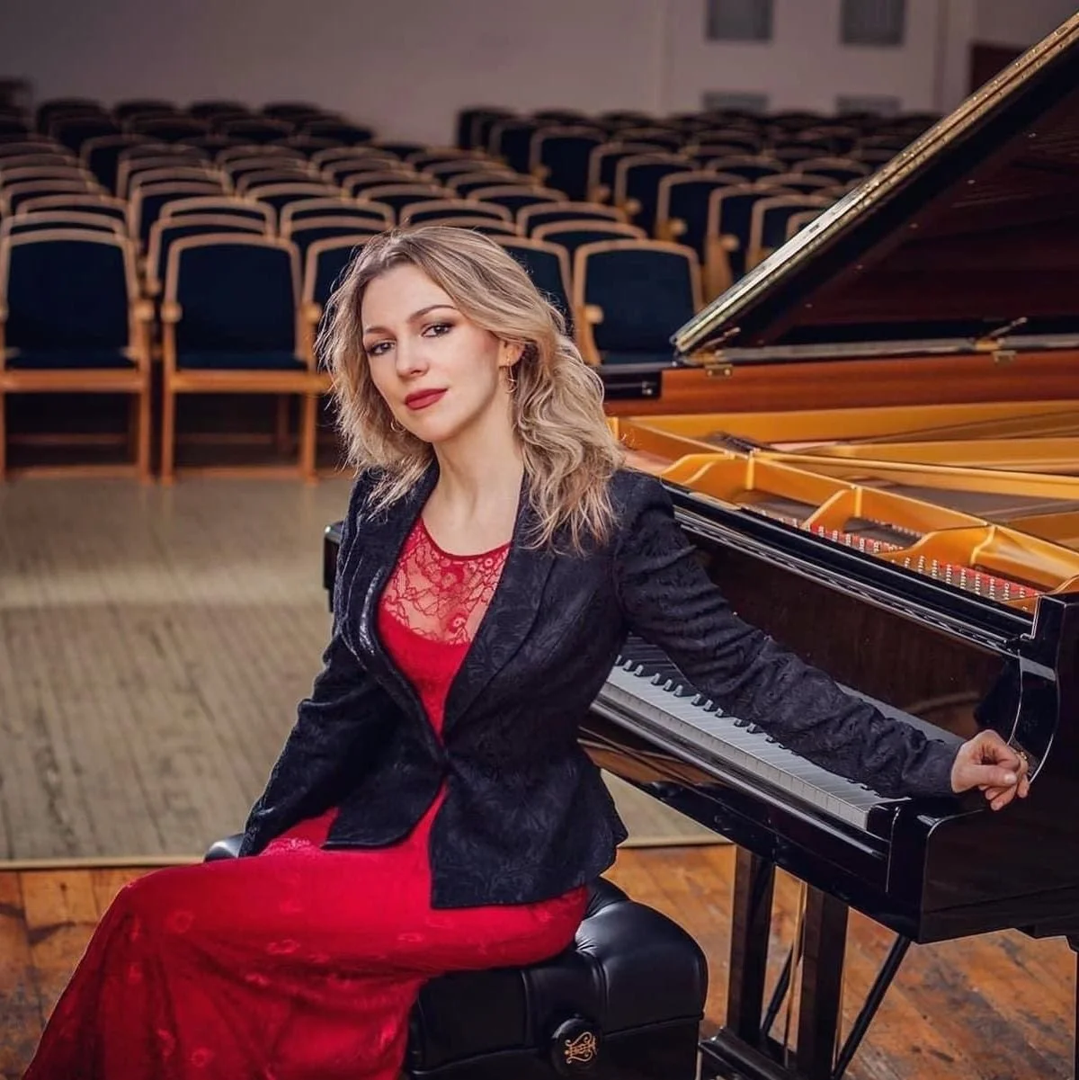 Polina: Online Piano Teacher