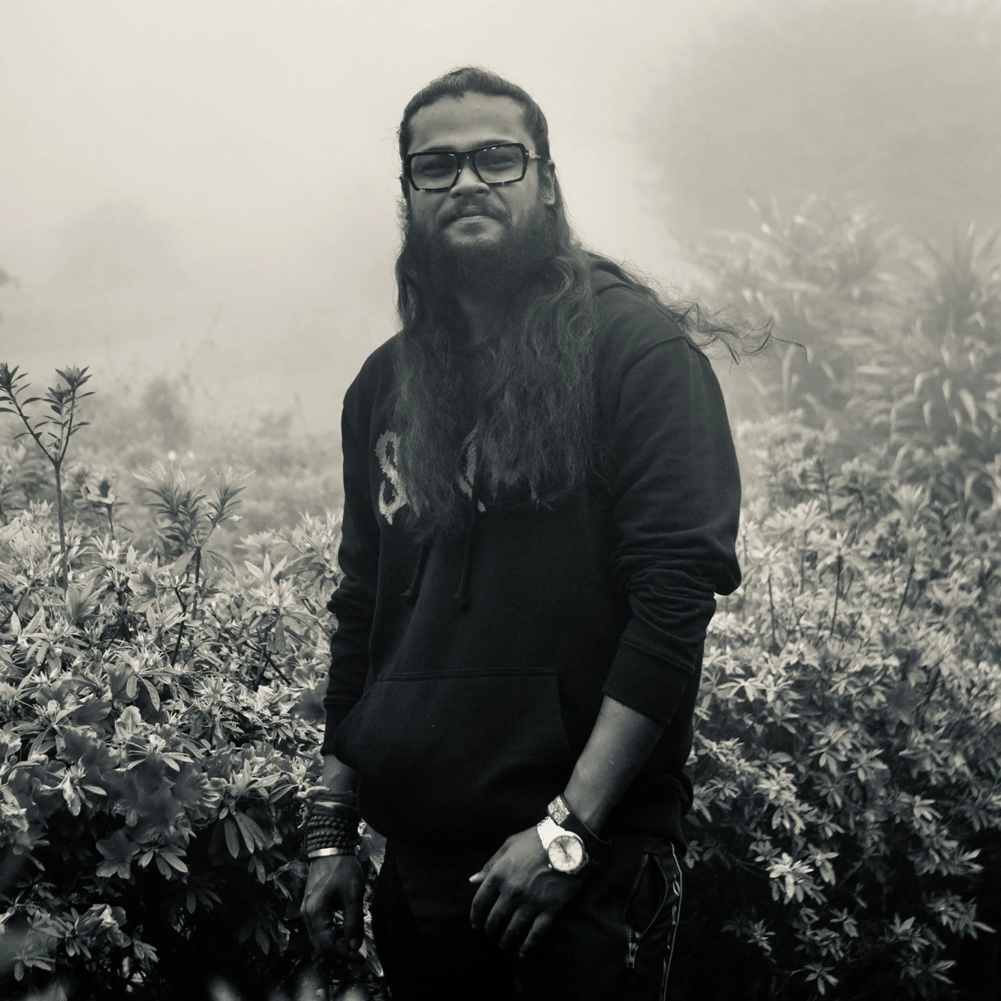 Online Piano Teacher Arkadipta offers Pop/Rock piano lessons