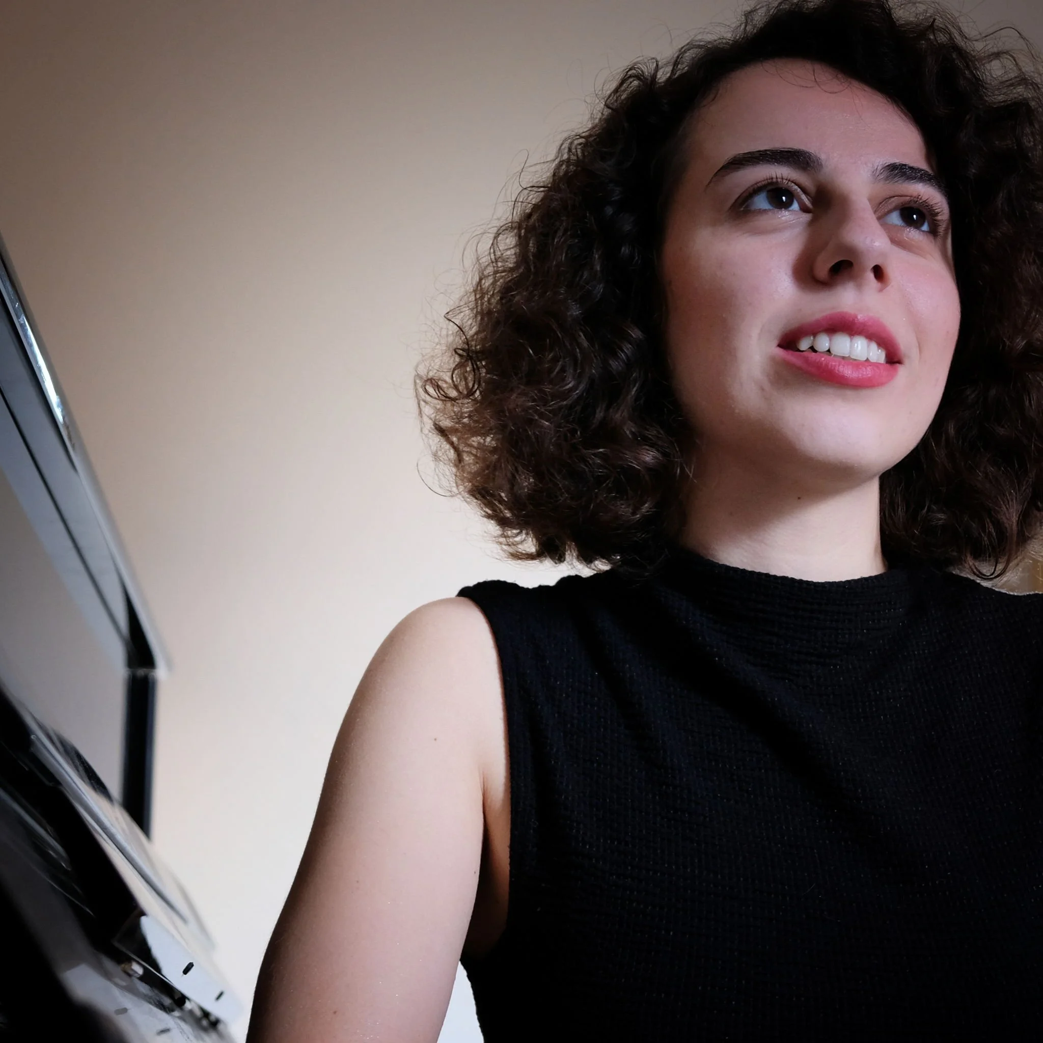 Elesa: Online Piano Teacher