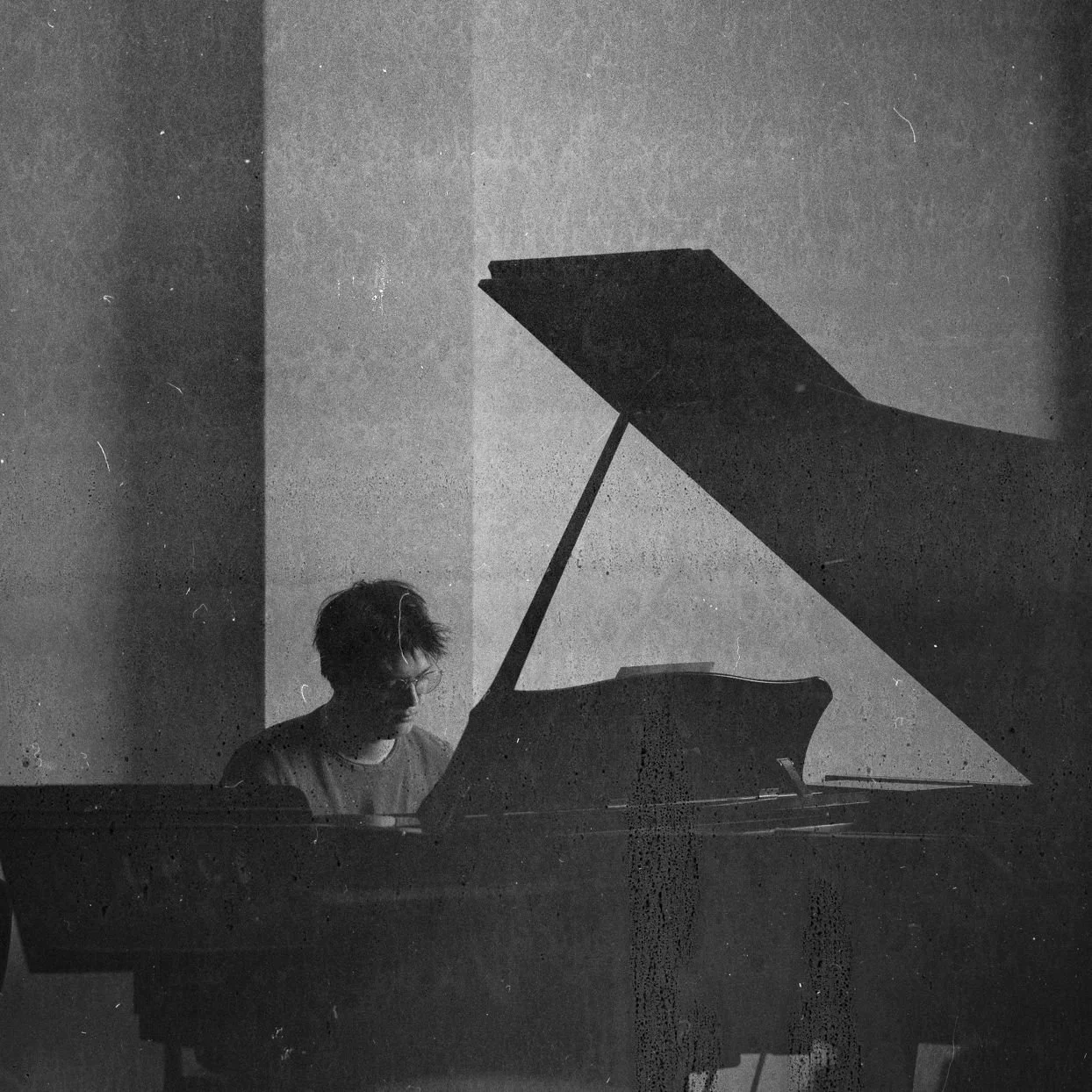 Online Piano Teacher Bulcsu offers Jazz piano lessons