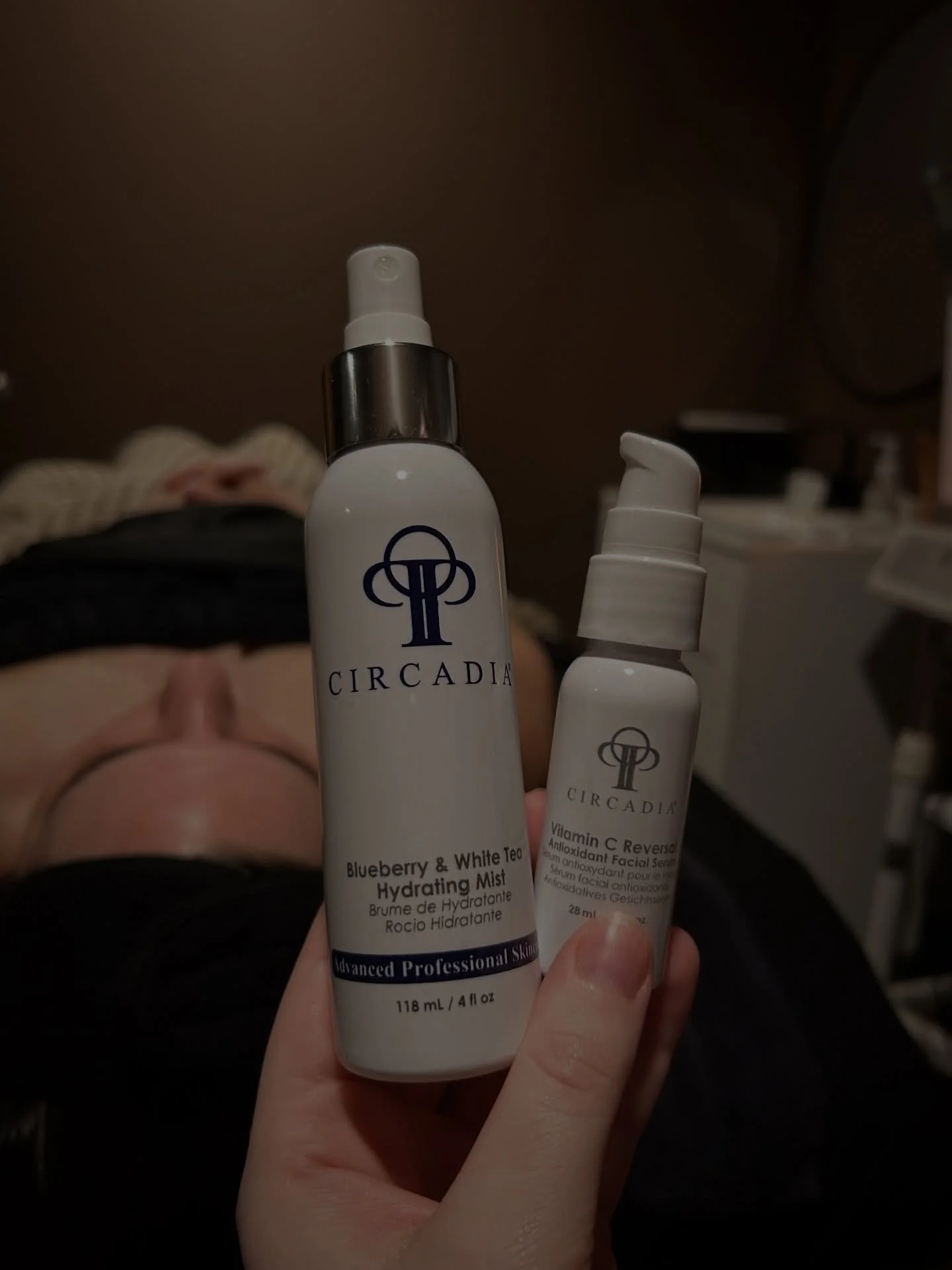 it&rsquo;s time for hydration 💧 this harsh winter weather impacts our skin in many ways.

❌dry, tight, flaky, itchy skin leads to a weakened skin barrier, irritation, and increased sensitivity.

💧a hydrating mist can help nourish + protect and prov