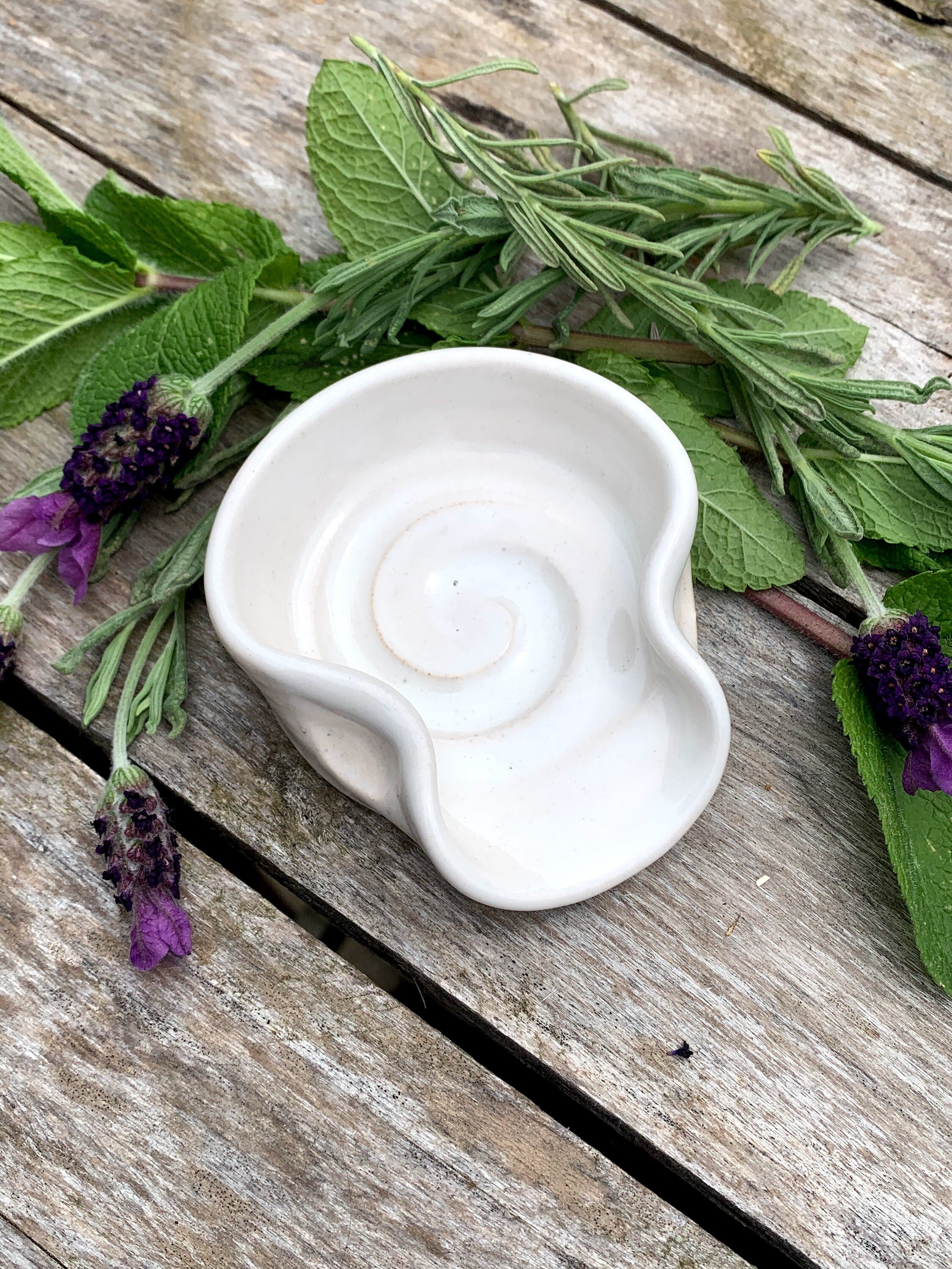 https://i.etsystatic.com/5822716/r/il/9fddc9/2301071036/il_fullxfull.2301071036_om0a.jpg