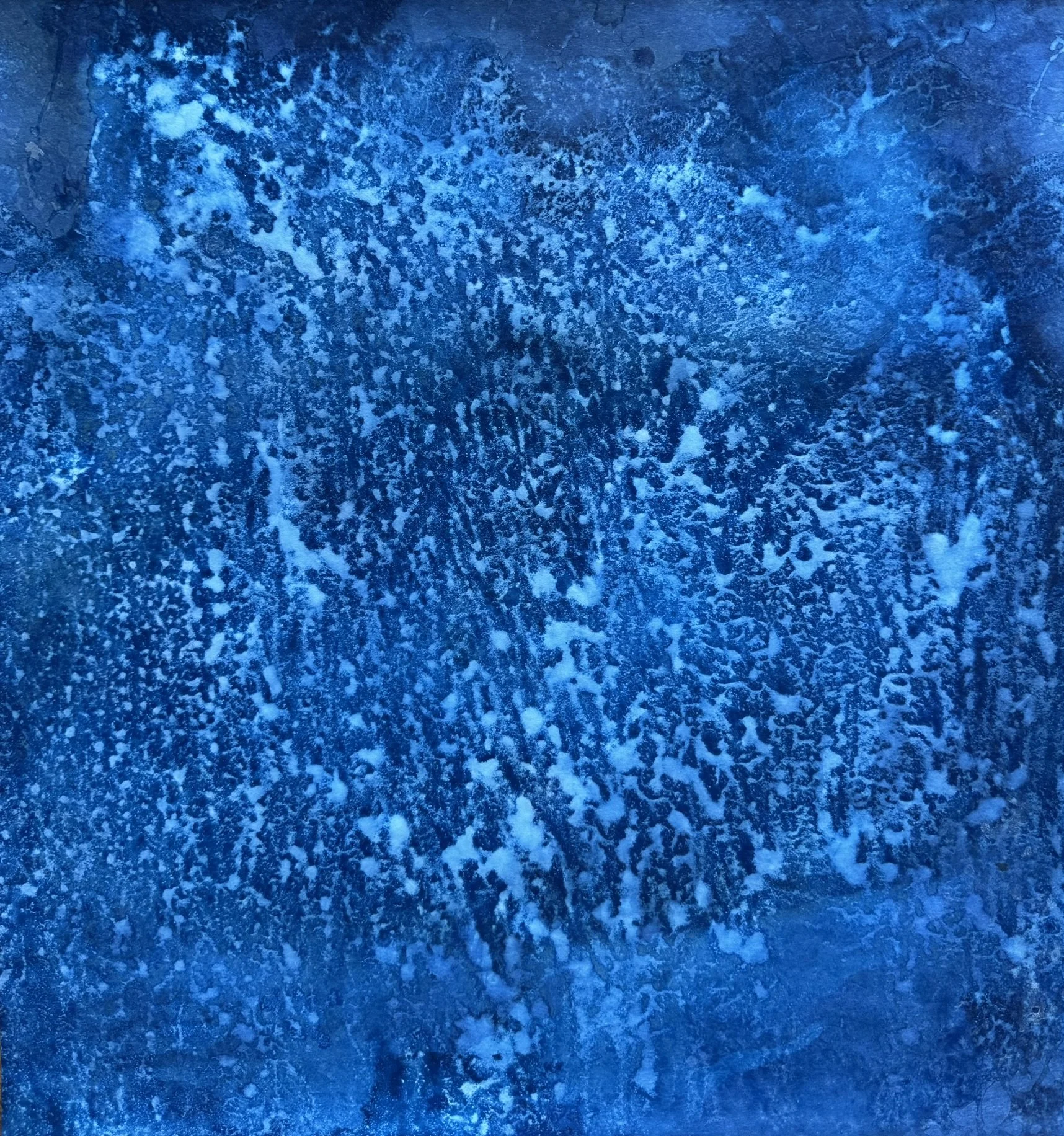 Shimmering Current / Szikrázó Folyam, 2025. Mixed media on paper — 50.5 x 52.5 cm