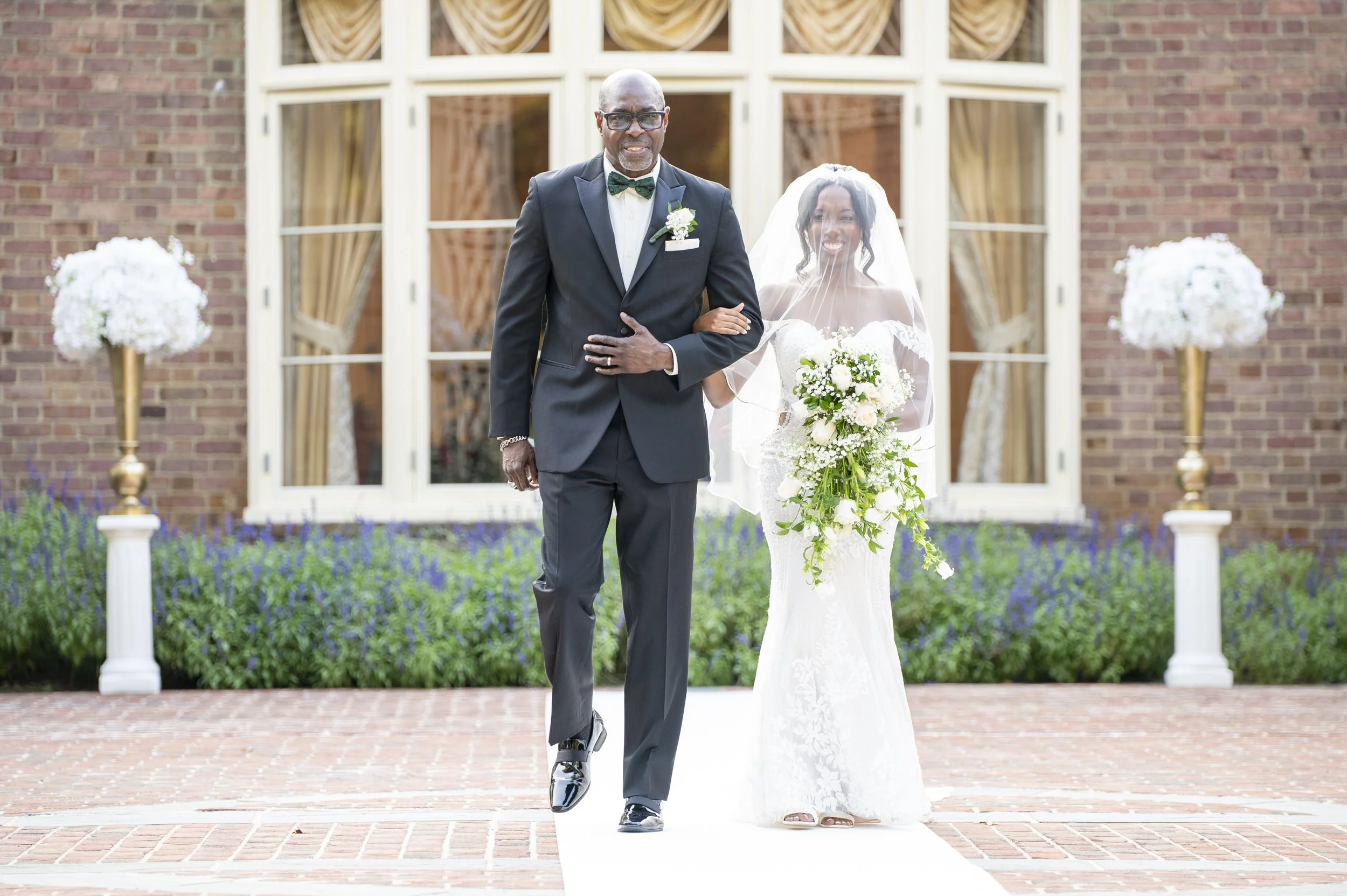 Why Securing the Right Wedding Photographer Is Everything 💍📸