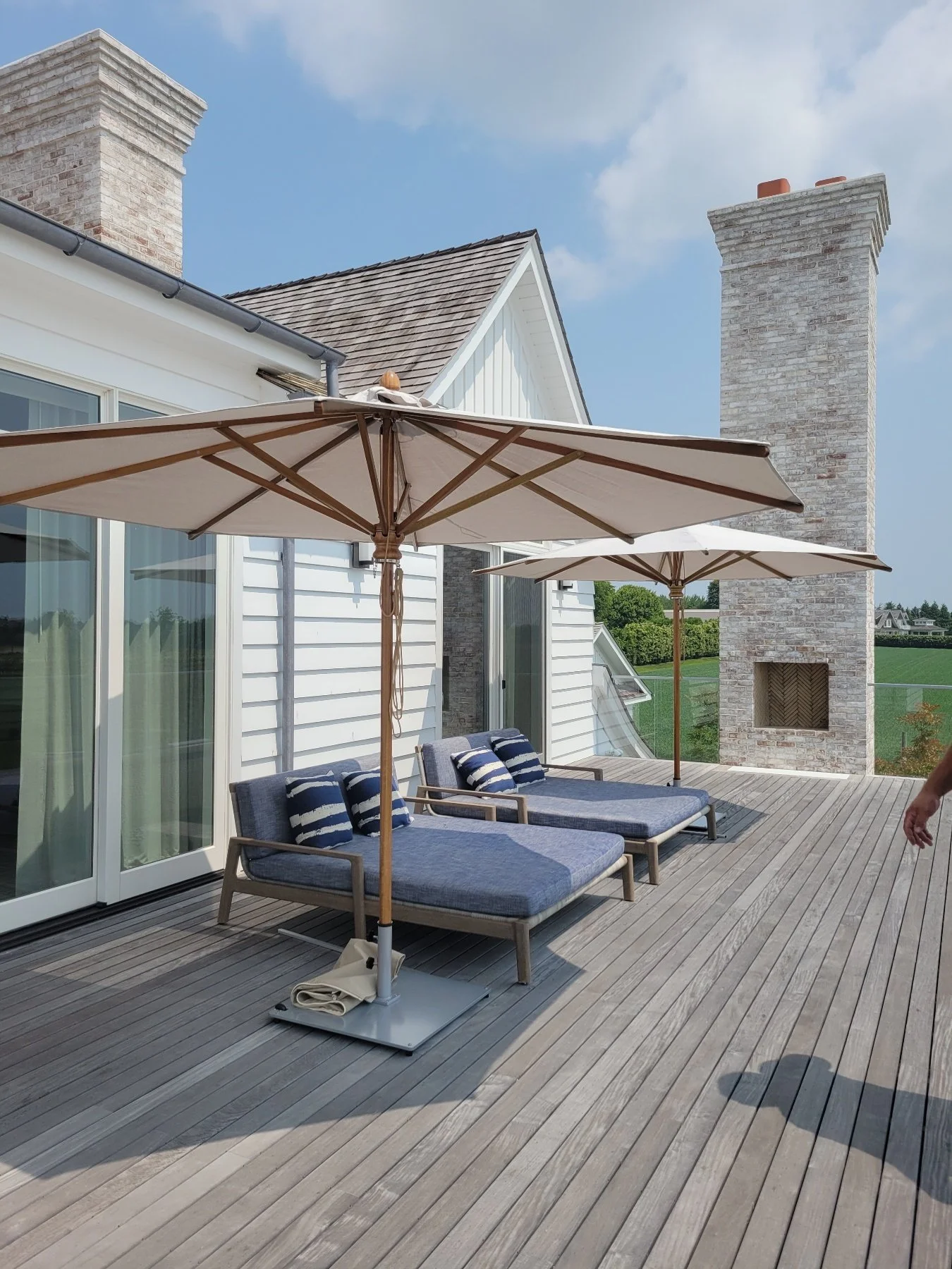 Safari 11.5' Umbrellas.jpg