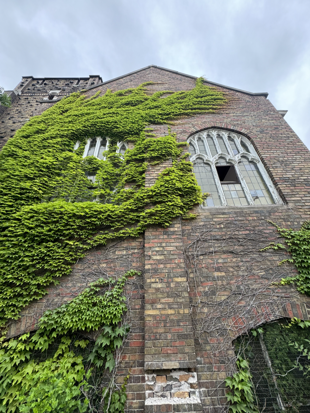 ArcanaMaterials_Danforth_Reclaimed brick_before.png