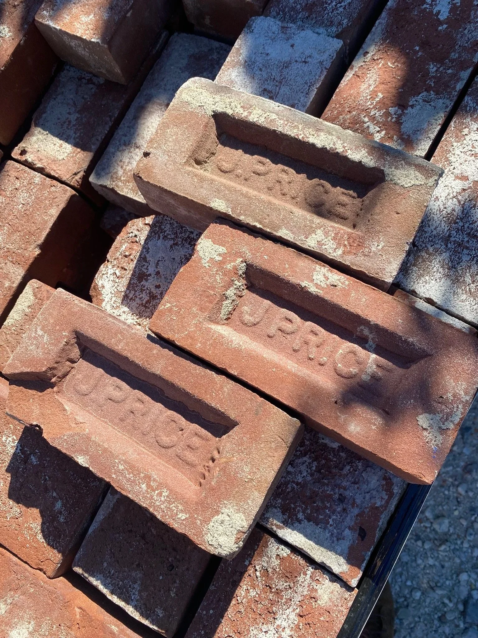 ArcanaMaterials-ReclaimedBrick_J.Price2.jpg