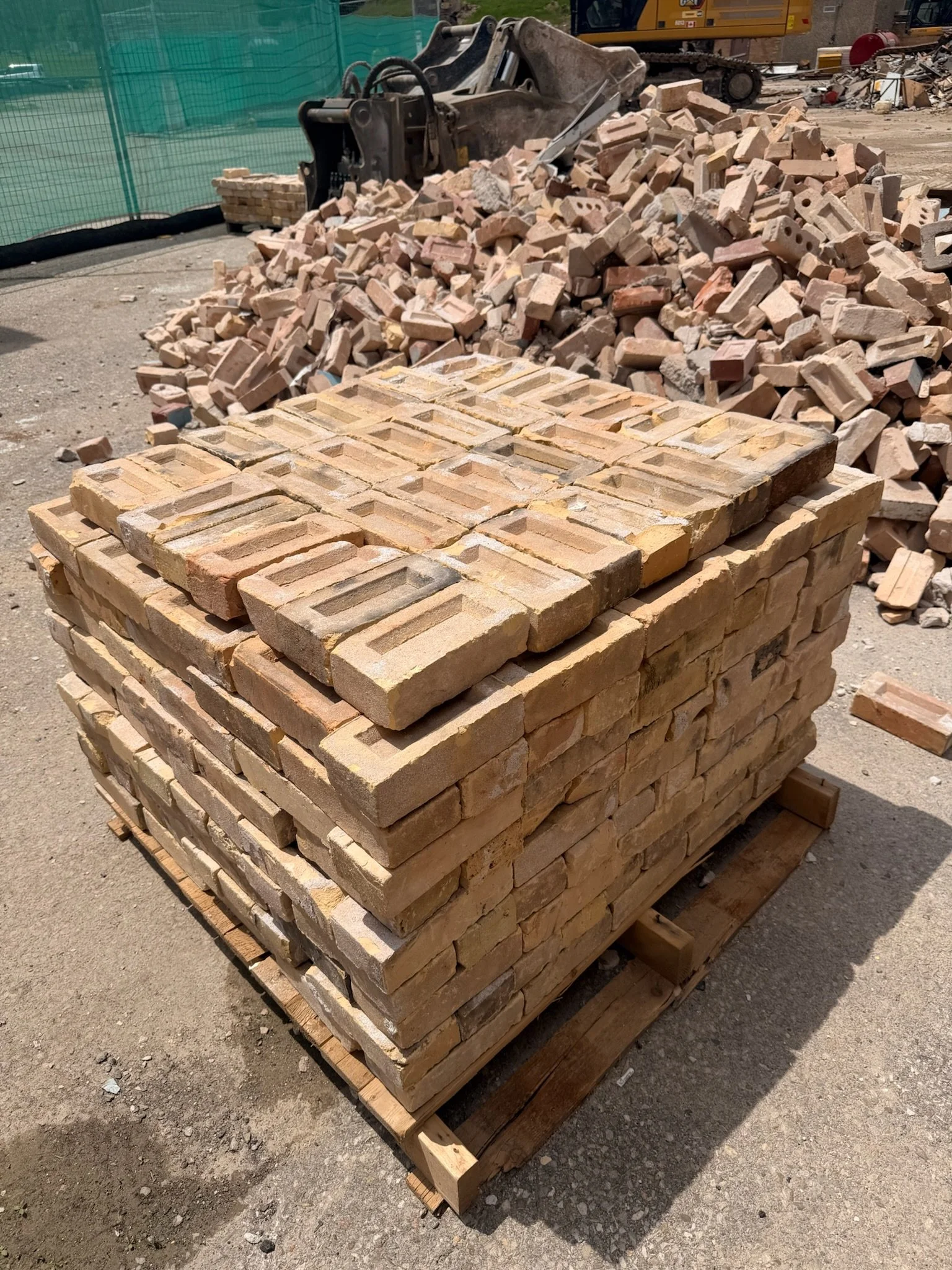 arcanamaterials_BB-reclaimedbrick-3.jpg