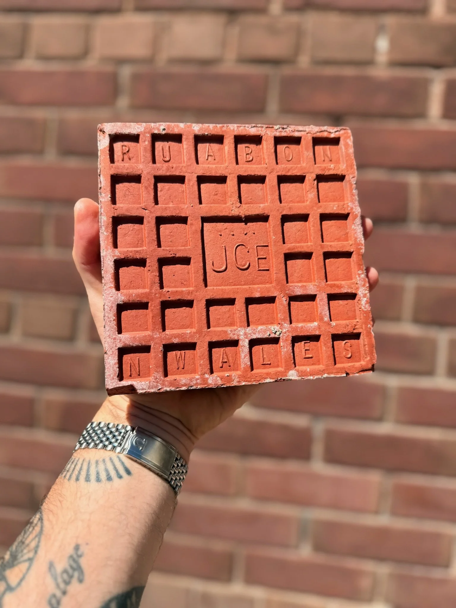 arcanamaterials_Ruabon_Reclaimed Terra Cotta Tiles_2.jpg