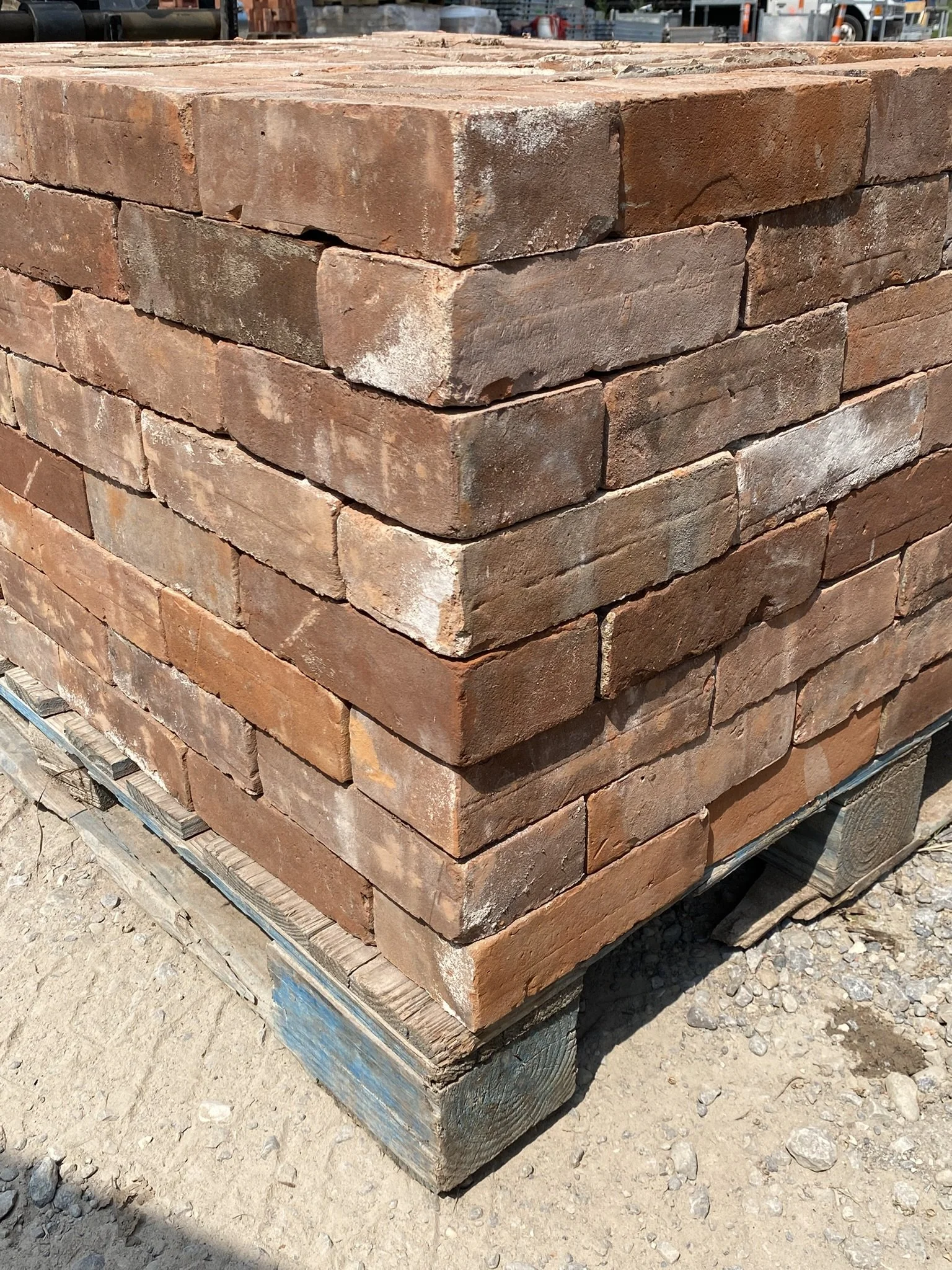 ArcanaMaterials-reclaimedbrick_Victorian Red1.JPEG