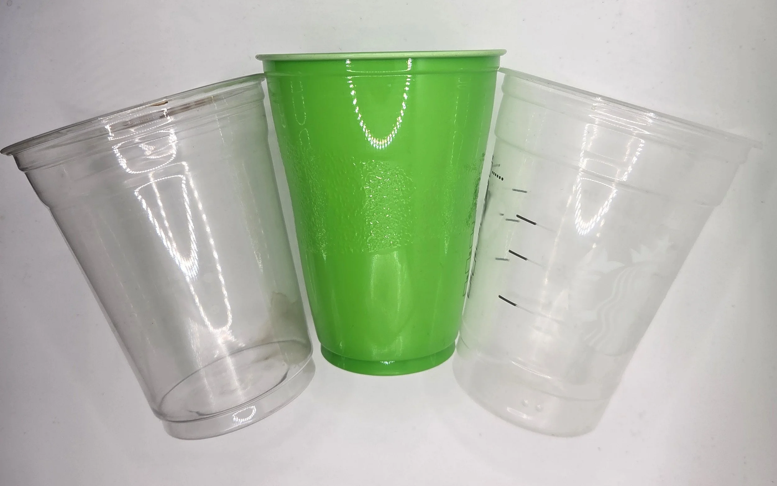 Same Shape, different Plastics: Acoustic AI Success where visual Classification fails