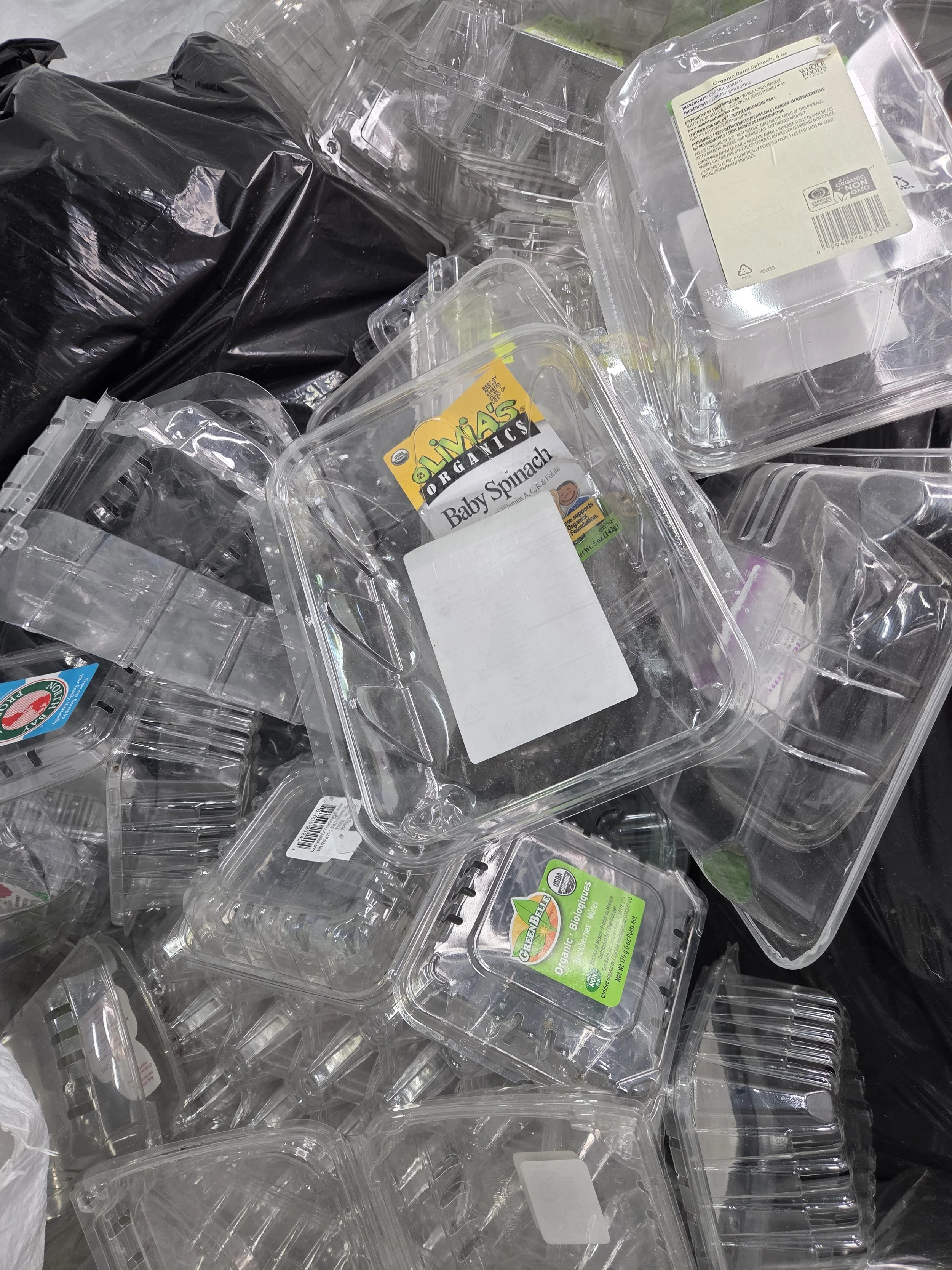 clear plastic recyclables for acoustic sorting