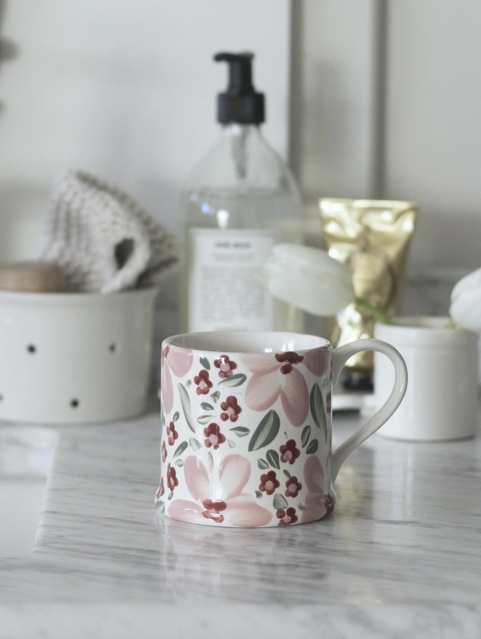 Pink Meadow Country Mugs