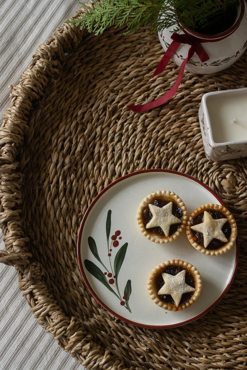 Holly & Berry Side Plate 20cm