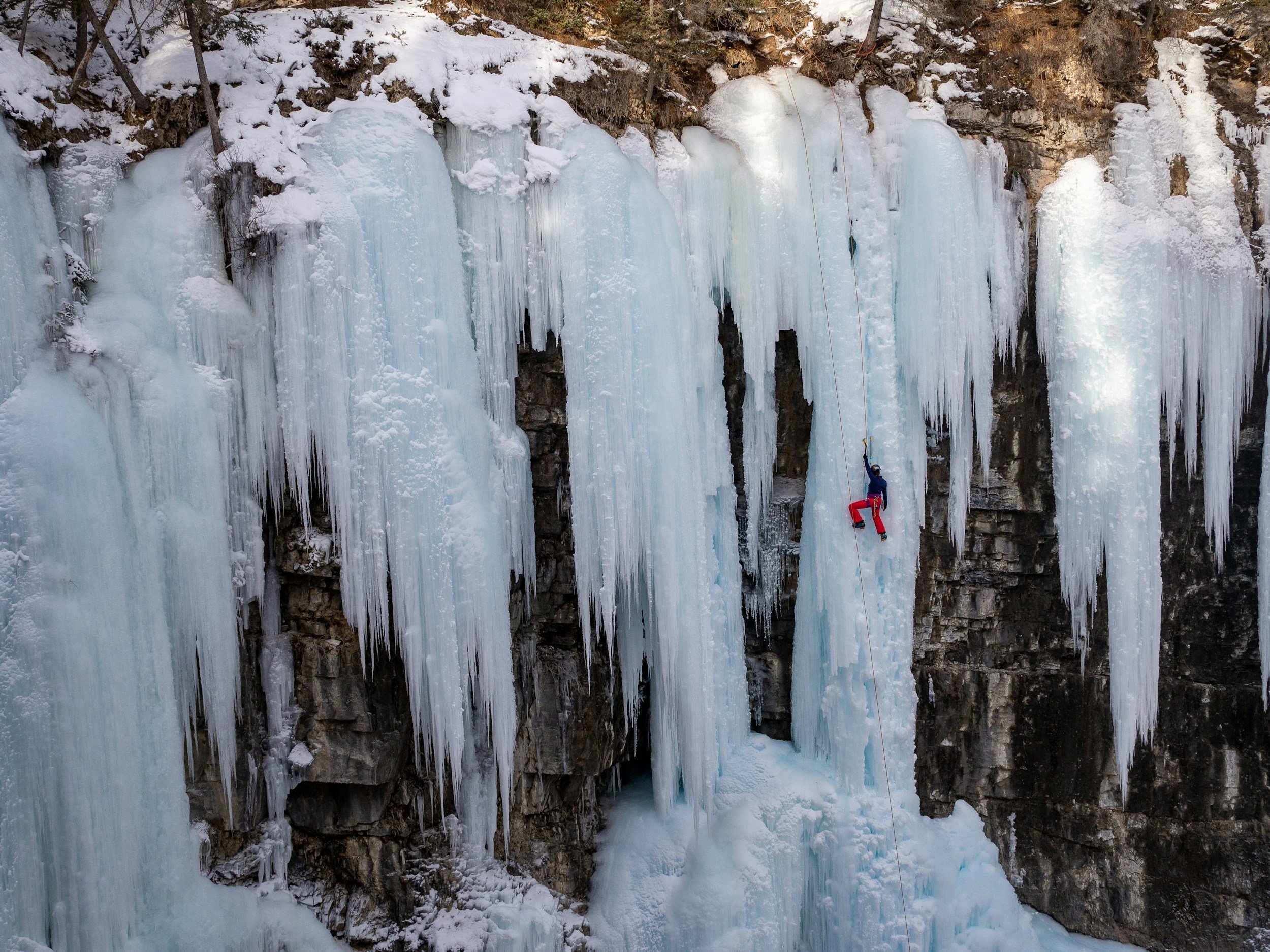 ice climbing top rope off of cliff