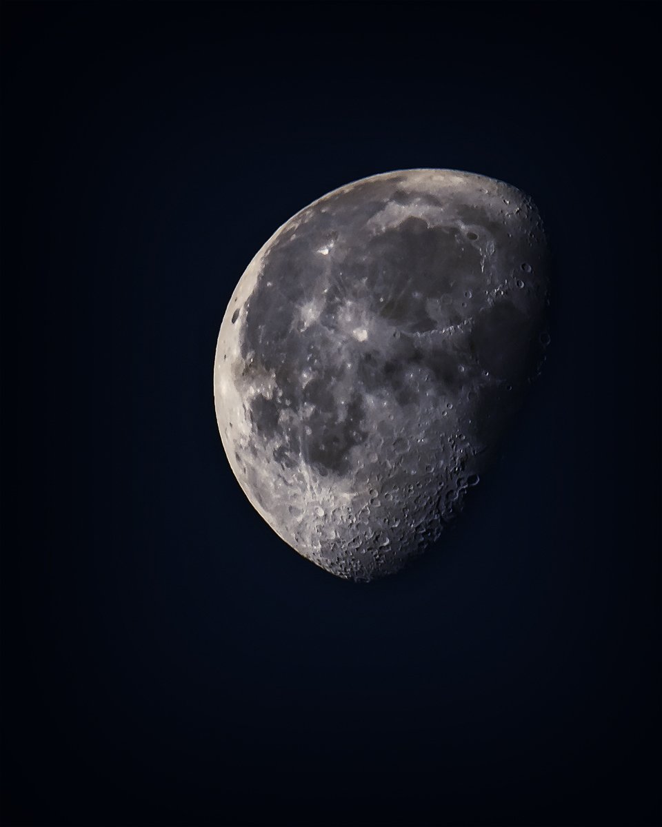 Moon16_8.jpg