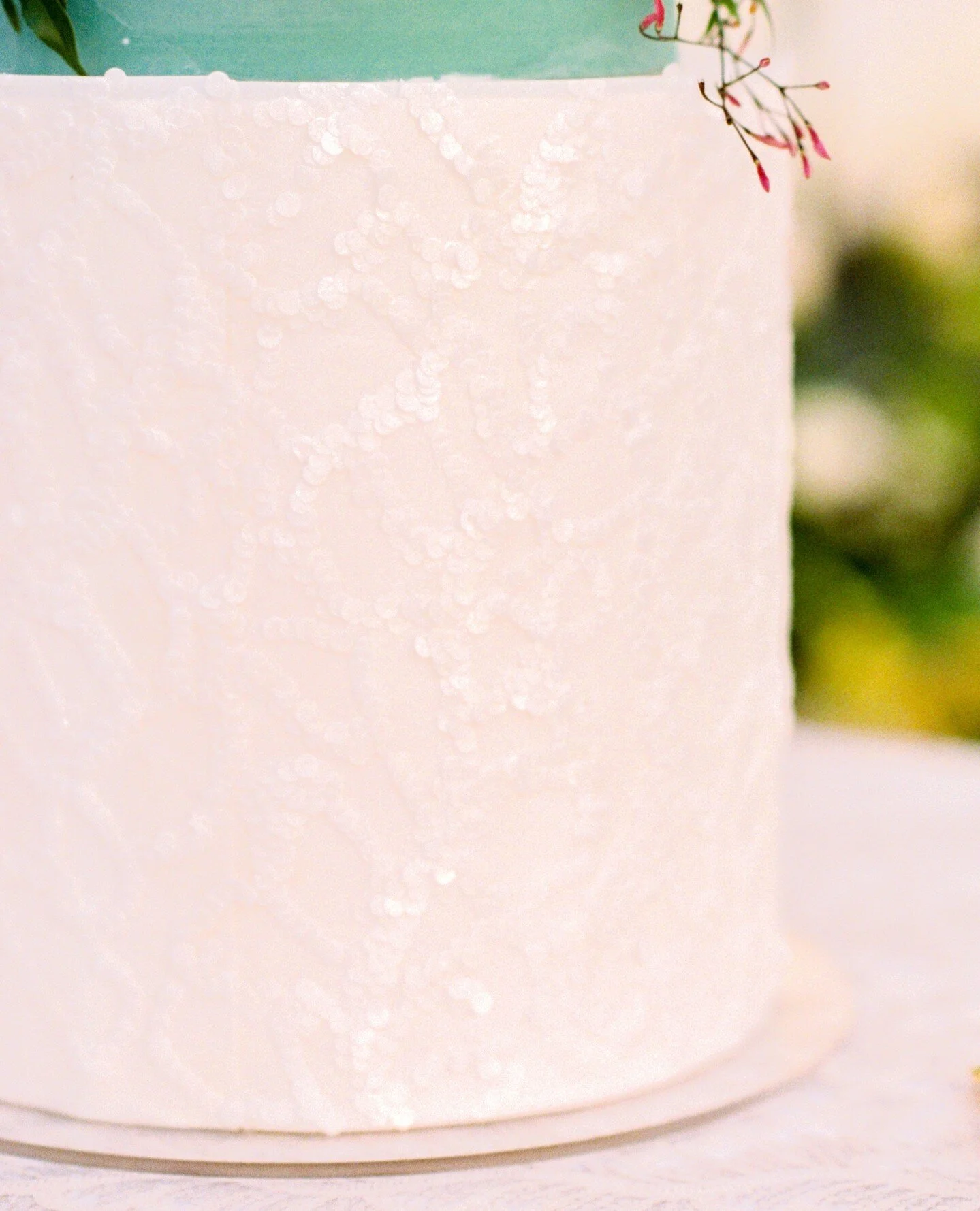 hand made edible sequence to mimic the gorgeous movement + pattern of the linens
⁠
⁠
⁠
⁠
⁠
⁠
⁠
⁠
⁠
&bull;⁠
⁠
&bull;⁠
⁠
&bull;⁠
⁠
&bull;⁠
⁠
&bull;⁠
⁠
&bull;⁠
⁠
&bull;⁠
⁠
&bull;⁠
⁠
⁠
⁠
#xocakerydallas #xocakerytx #xocakery #waferpapercake #waferpaperca