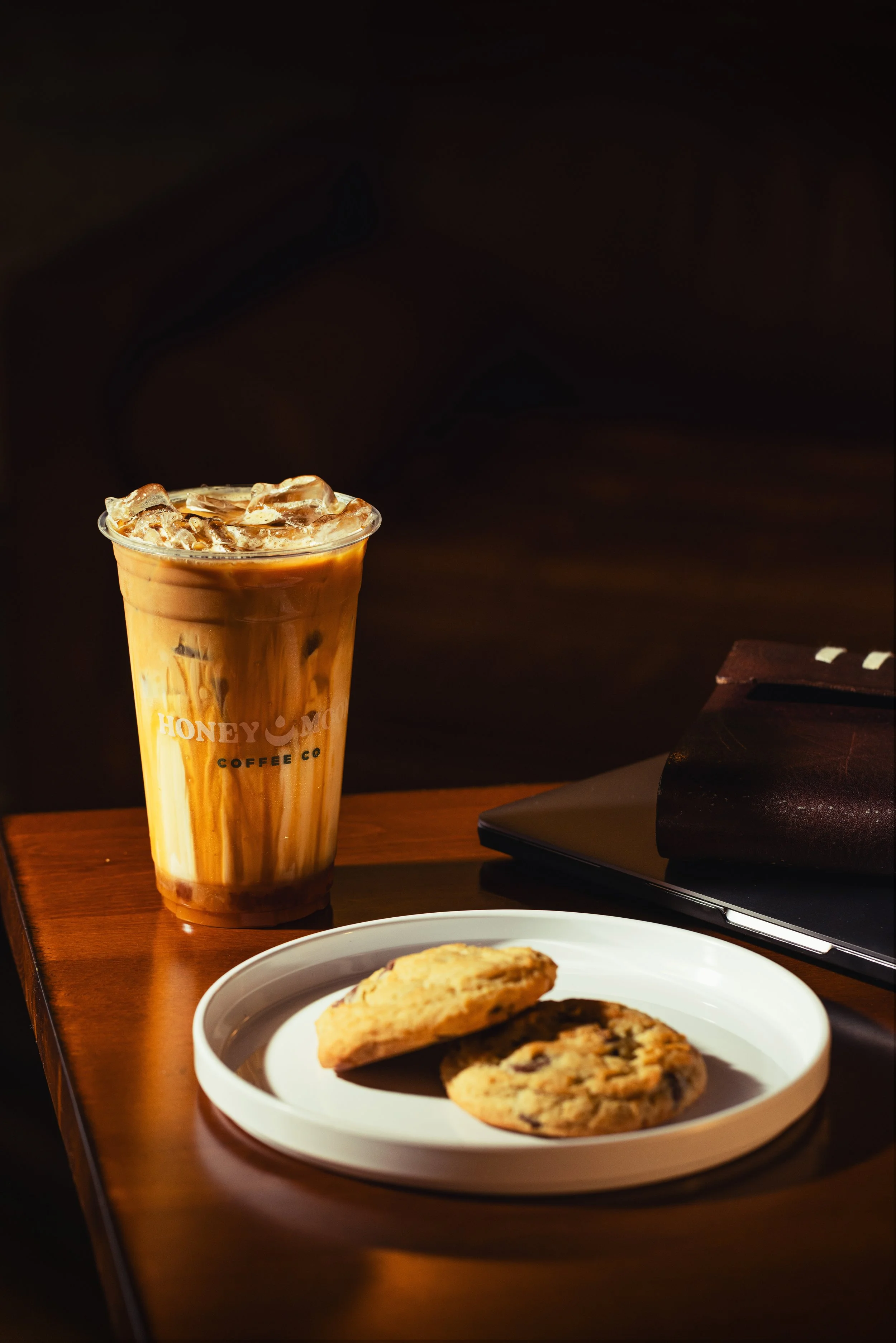 Honey Moon Photos-123_1.jpg