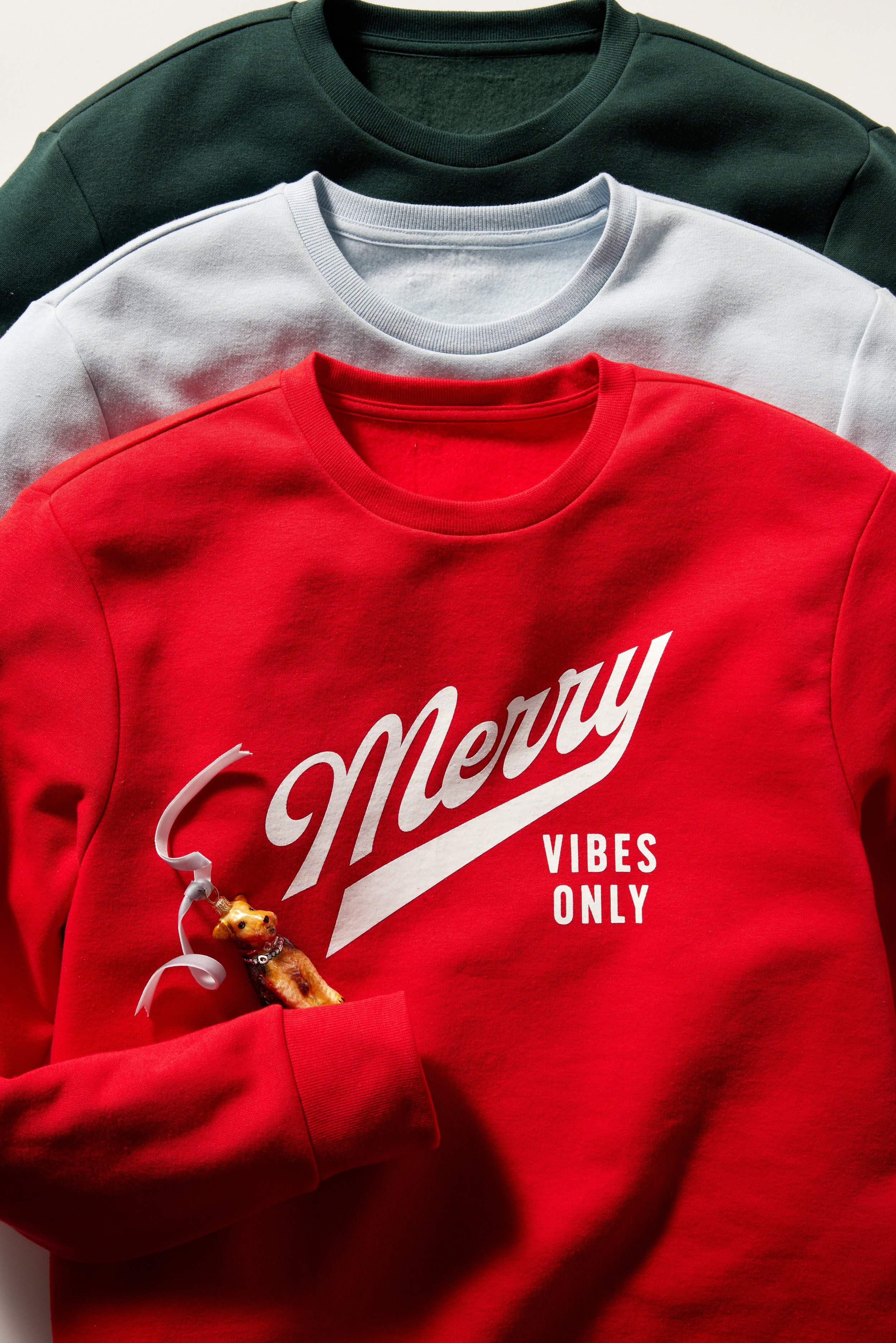 24HOL_M2784_S03254__JINGLEJAMMIESSHOP_M_05_SL.jpg