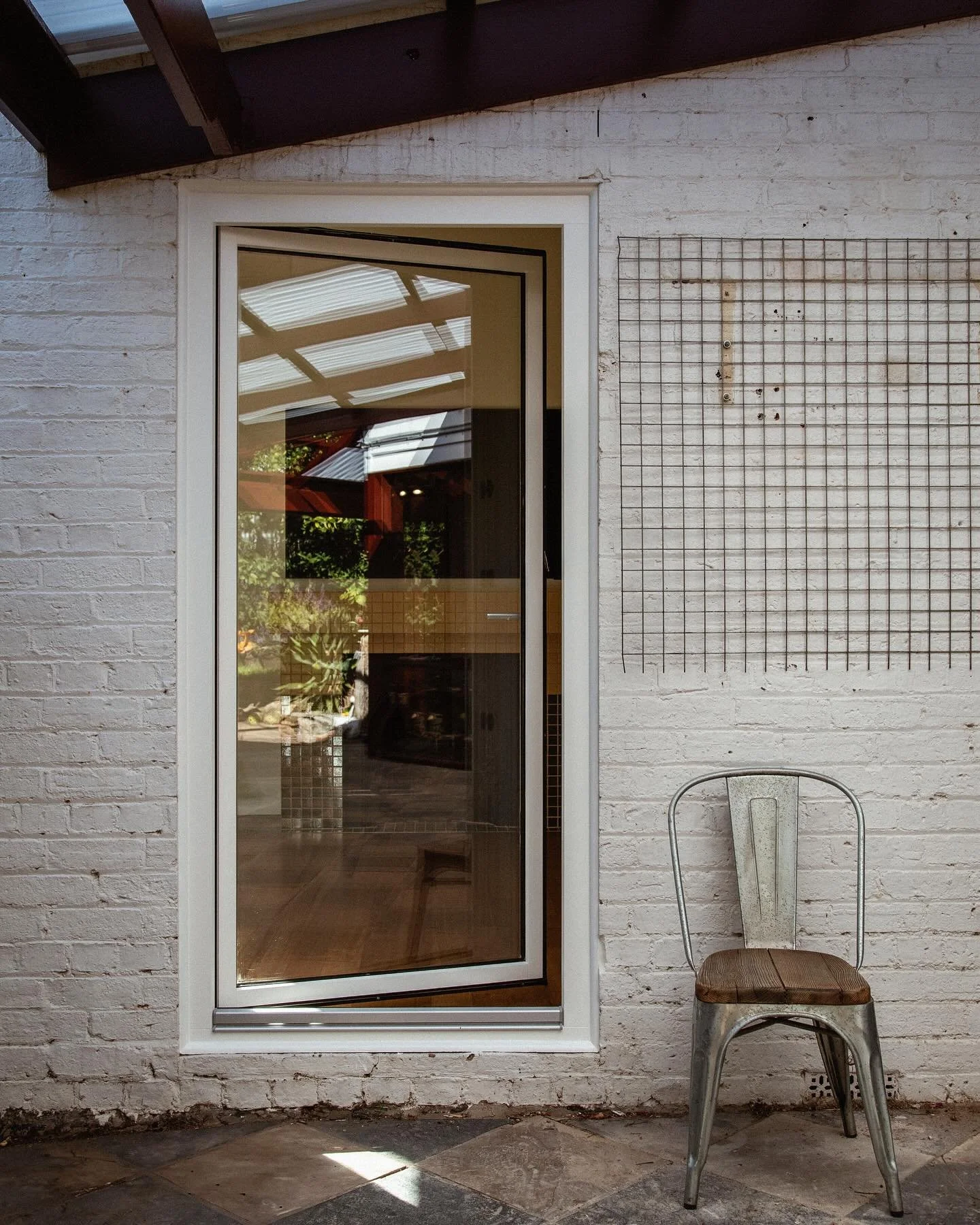 Retro fitting this @binq_windows  casement door at our Burnell project 

Photography @steadyhandsvideo