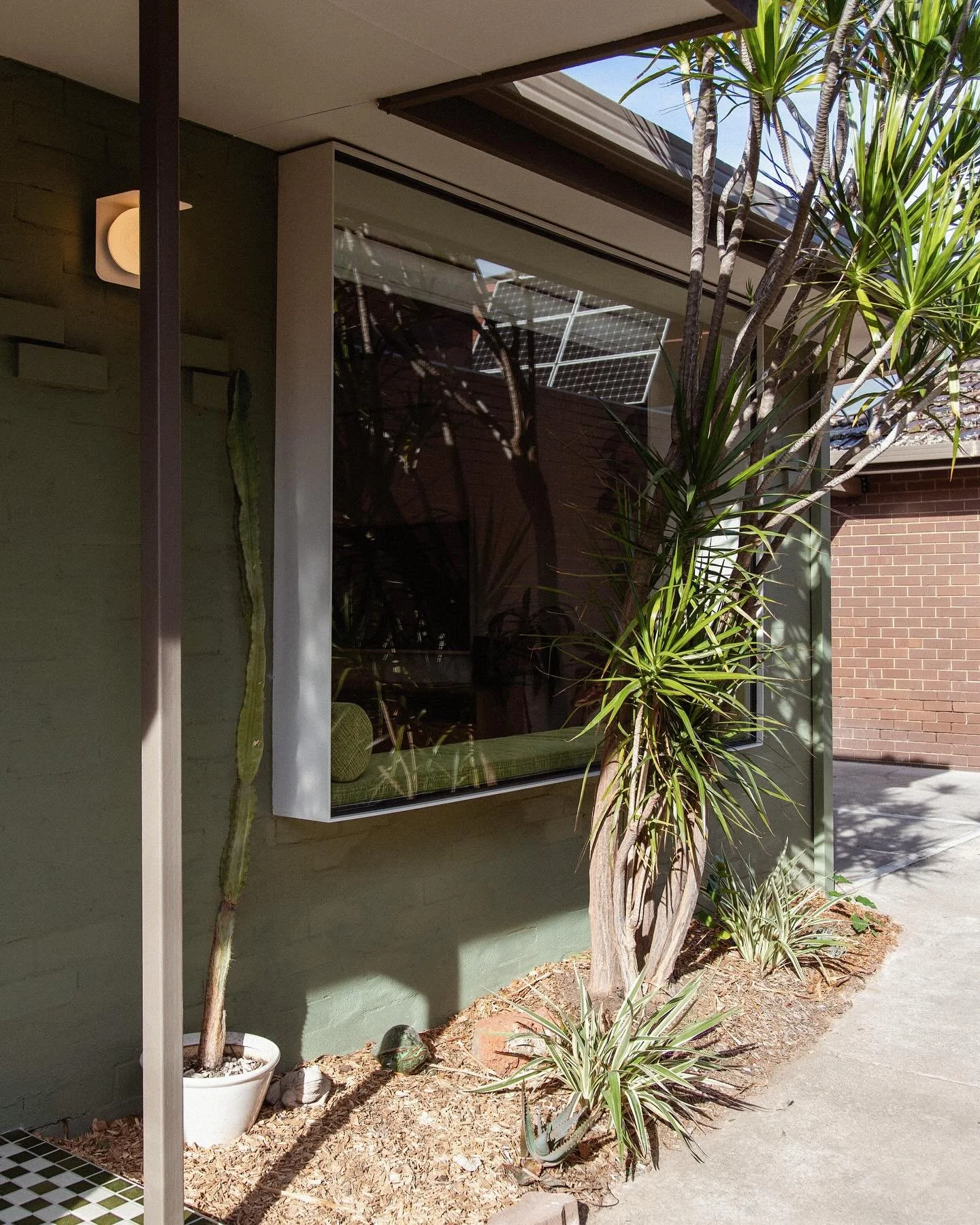 The process of our Box bay window- powder coated aluminium shroud from @jonda.sheetmetal captured by @steadyhandsvideo